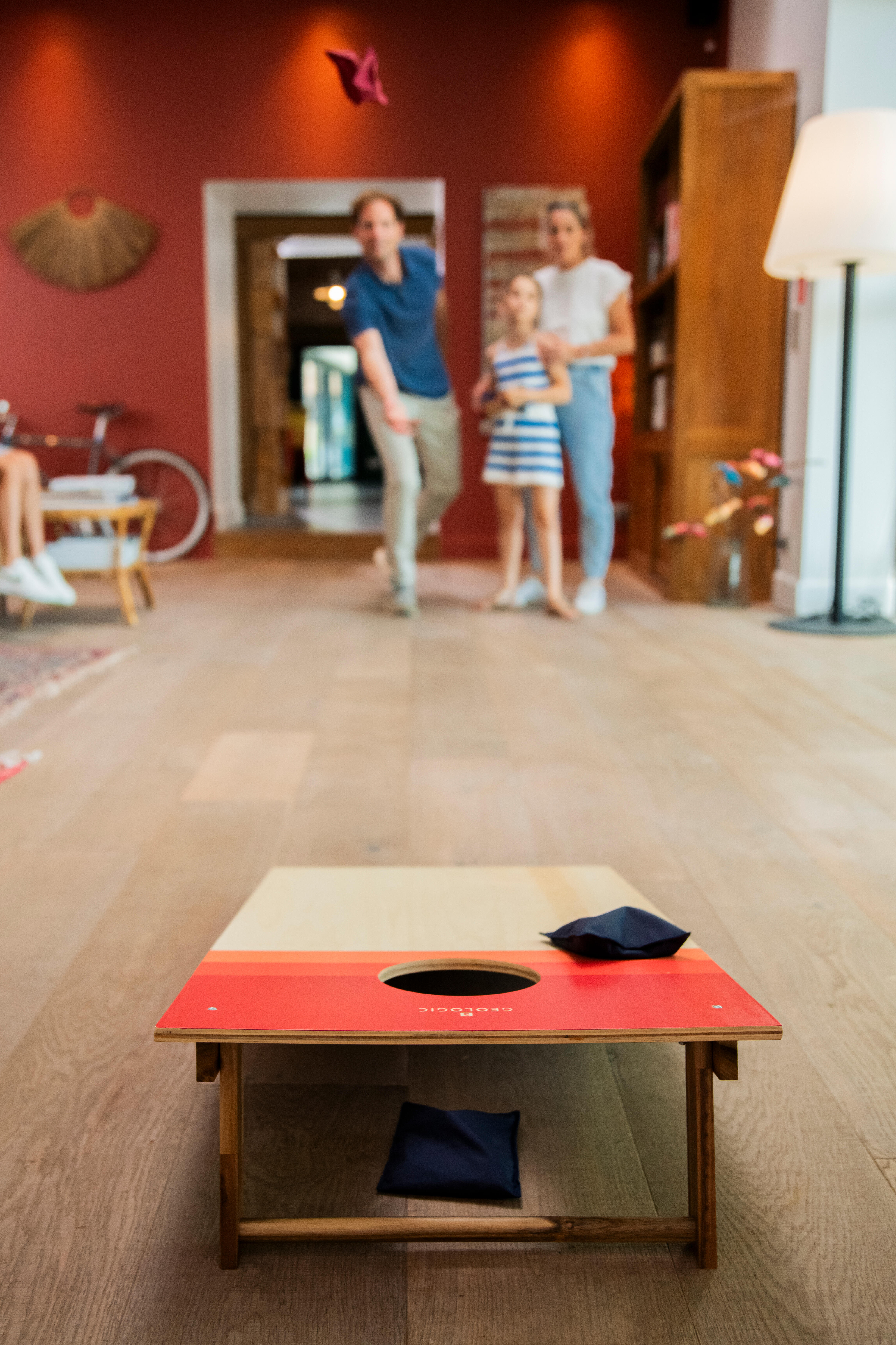 Cornhole Game - 100 - GEOLOGIC