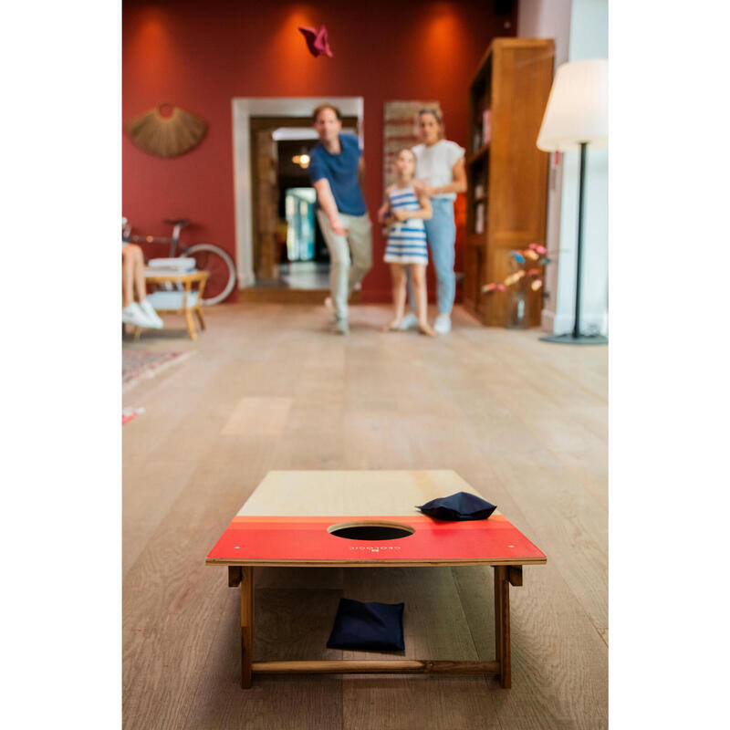 Cornhole Spielset Kompakt ‒ 1 Brett mit 8 Säckchen