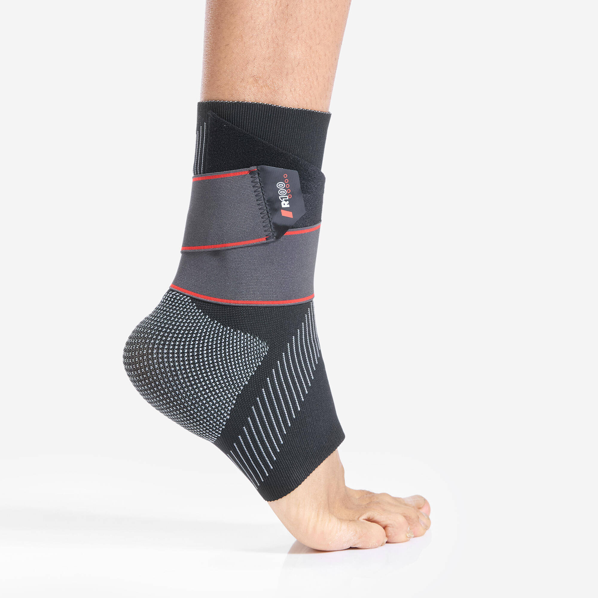 Adult Right/Left Ankle Ligament Brace R100 - Black -  1
