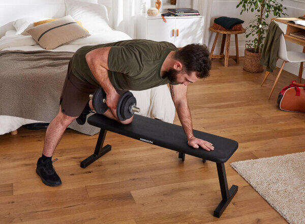 homme qui se muscle