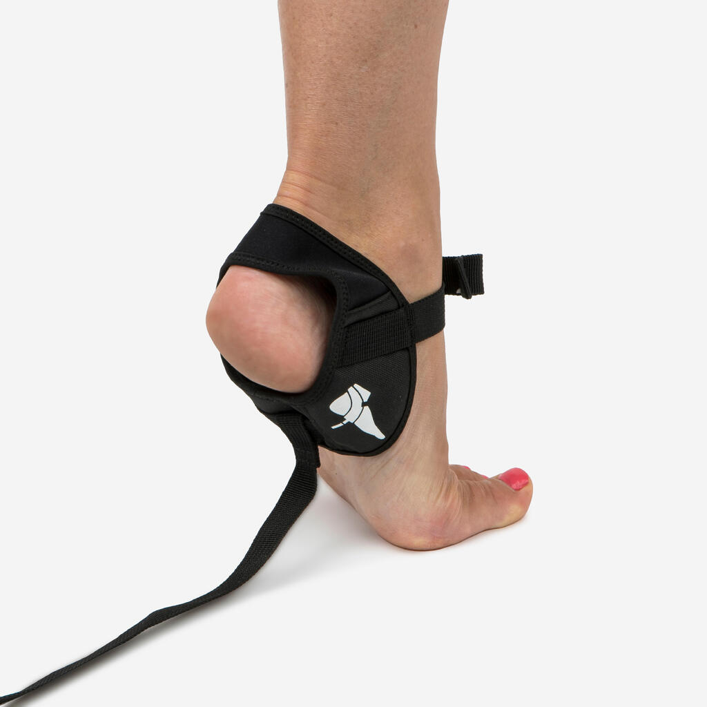 Stationary swimming tether black red