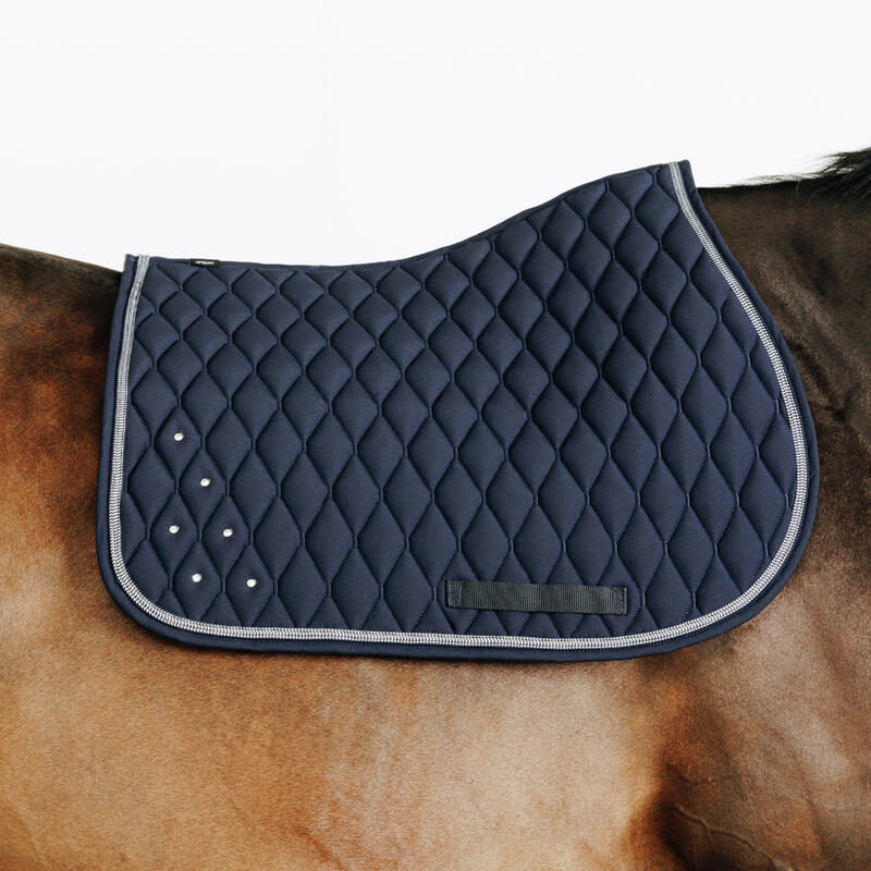 Tapis de Selle d'équitation Ellen, Monte Anglaise, Idéal pour Le Saut d'Obstacle, Protection, Matelassage, Sobre, Élégant, Équipement (COB, Gris Tapis de Selle d'équitation Ellen, Monte Anglaise, Idéal pour Le Saut d'Obstacle, Protection, Matelassage, Sobre, Élégant, Équipement (COB, Gris