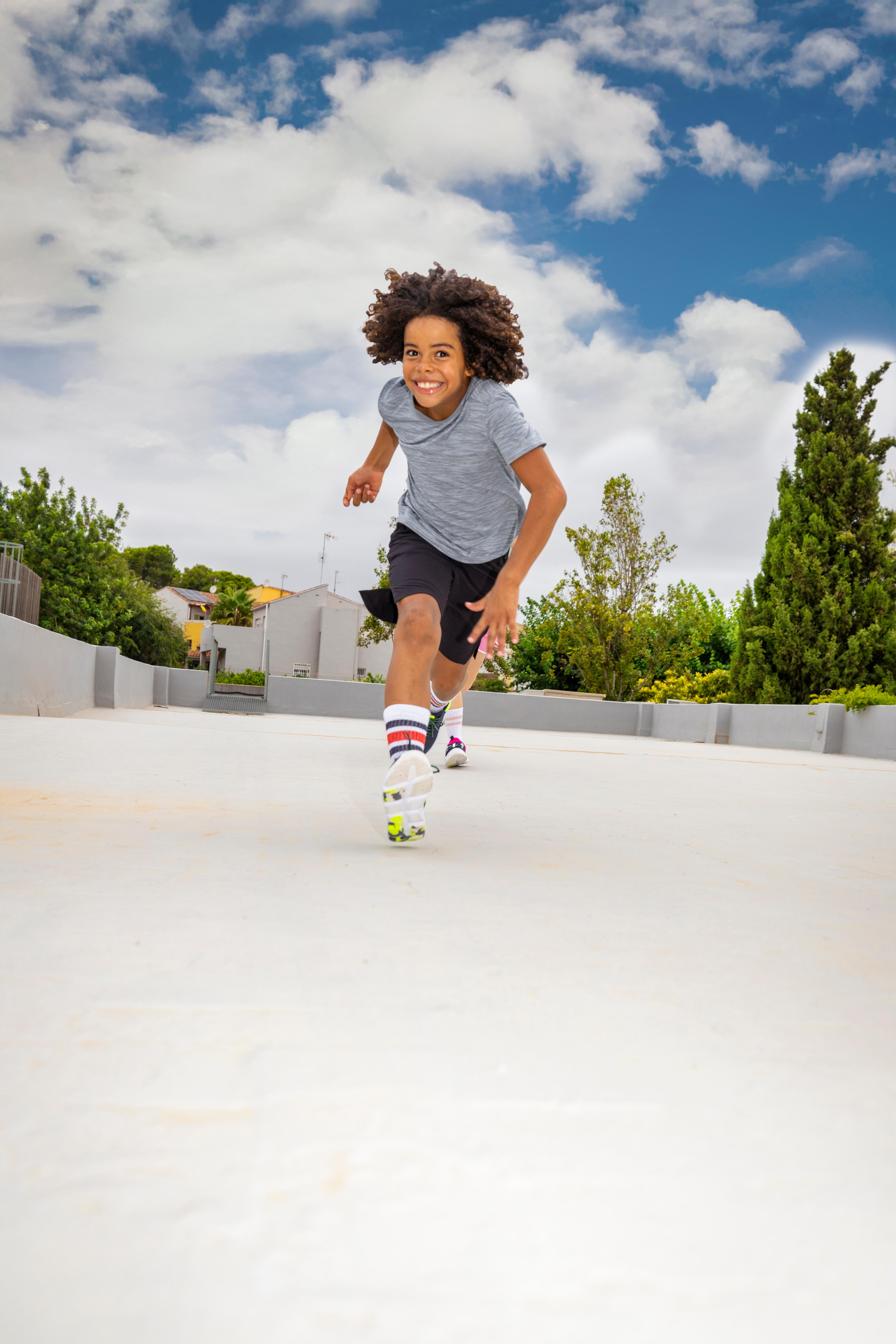 Kids' Breathable Sports Shorts – W 500 - DECATHLON