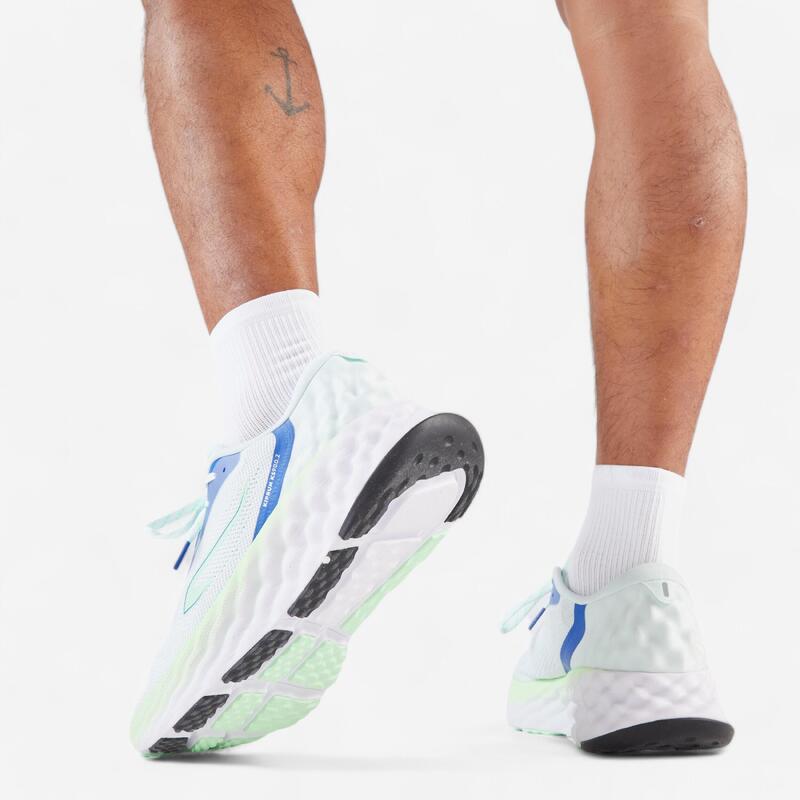Chaussures de running Homme, Kiprun KS900.2  Blanc Vert