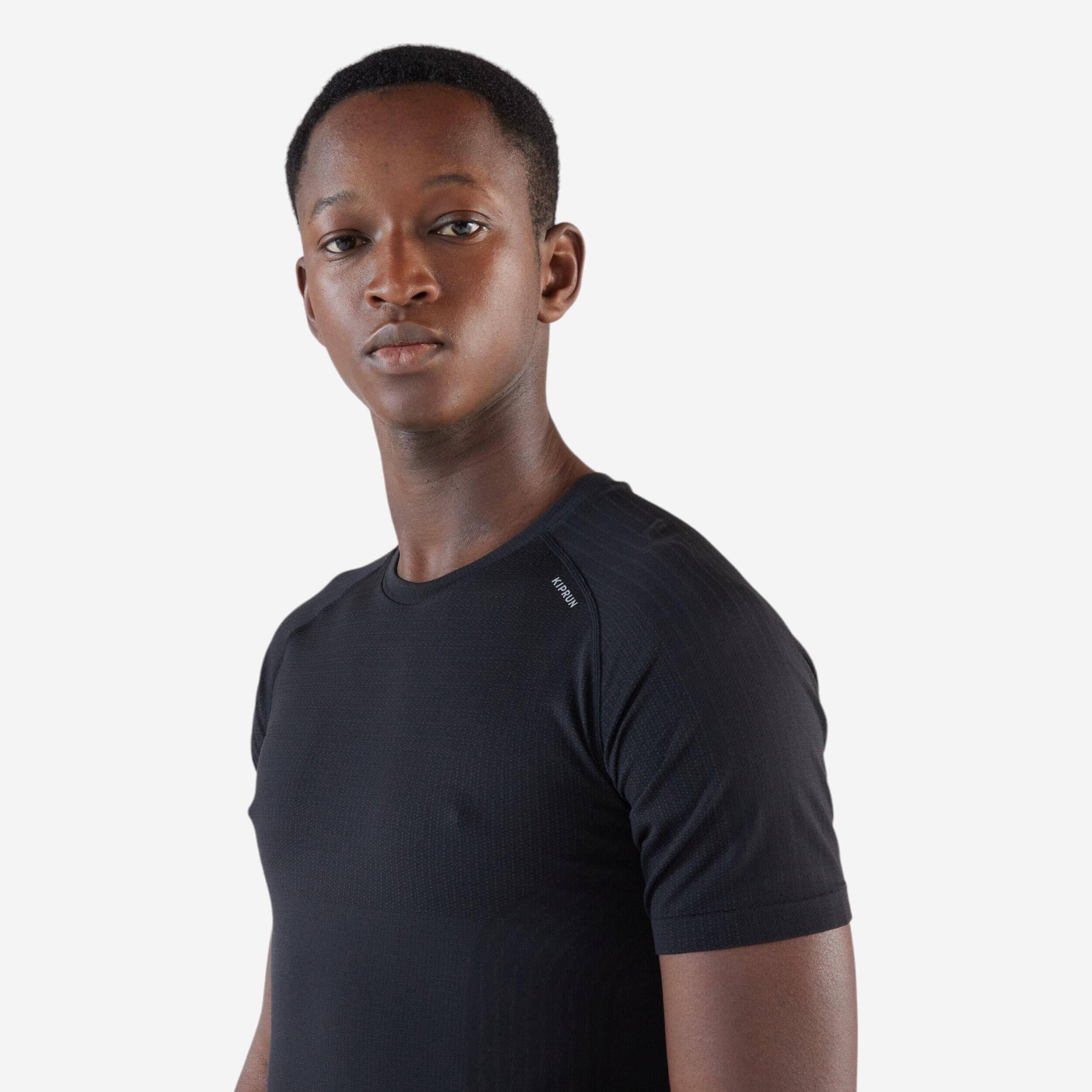 Men's Running Comfort Slim Crew Neck T-Shirt Run 500 - Black/smoke -  4