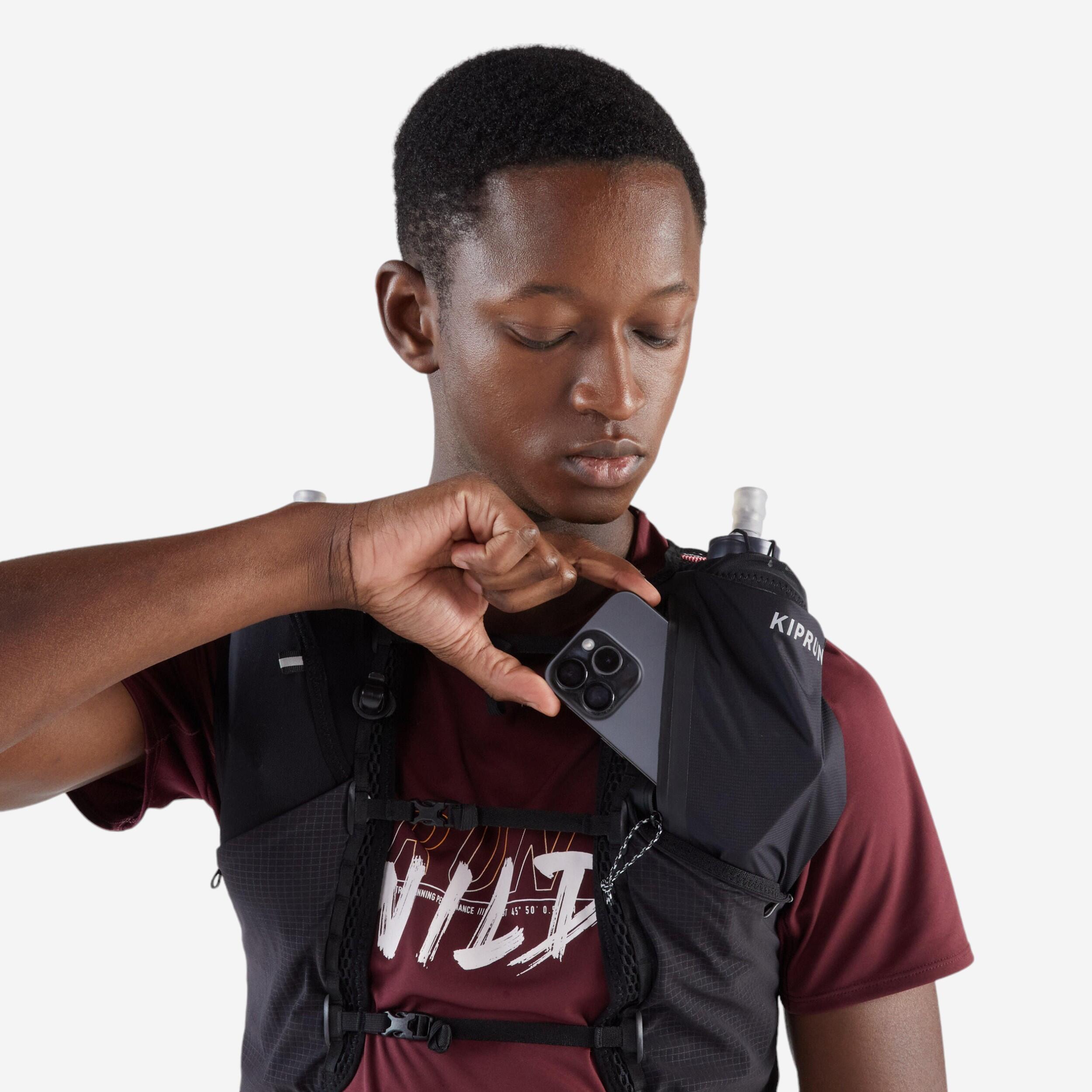 KIPRUN 900 15 L Unisex Trail Running Bag 2 L Water Bladder Included - Black