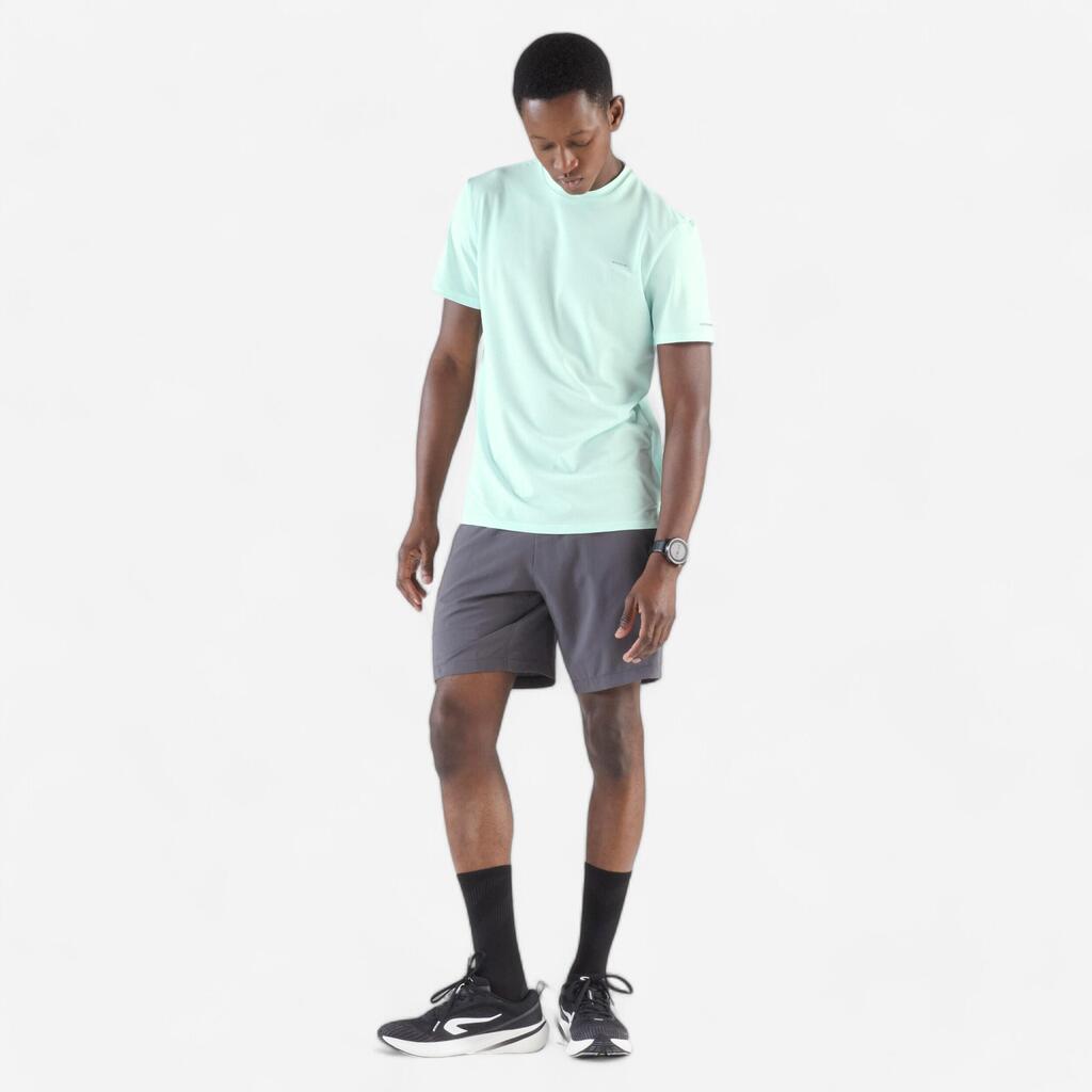 מכנסי ריצה קצרים ואווריריים לגברים - KIPRUN Run 500 Dry - אפור