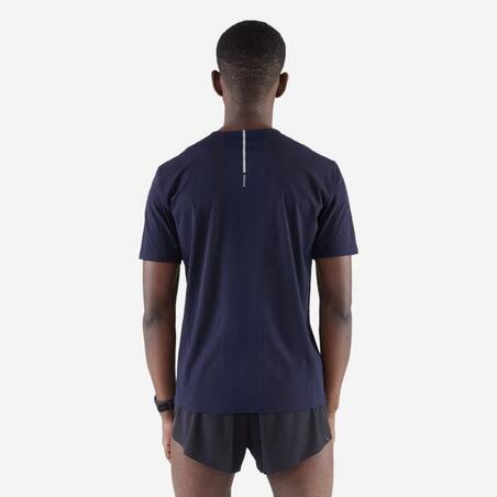 Футболка чоловіча 900 повітропроникна синя