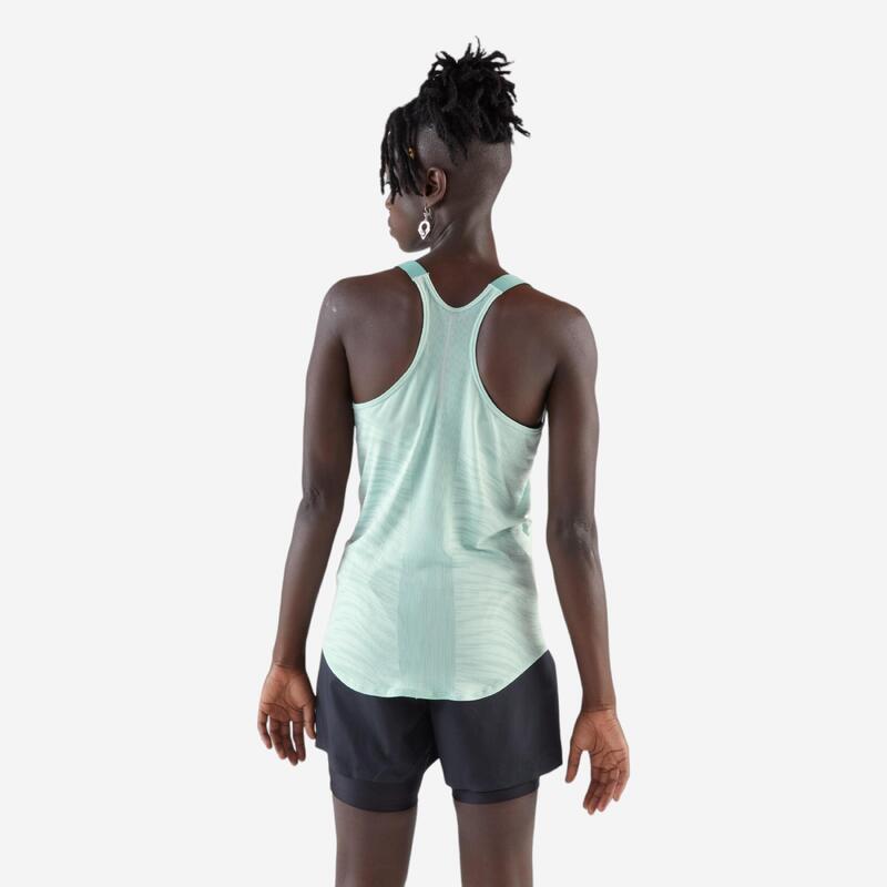 Débardeur running avec brassière intégrée femme - kiprun run 500 confort vert
