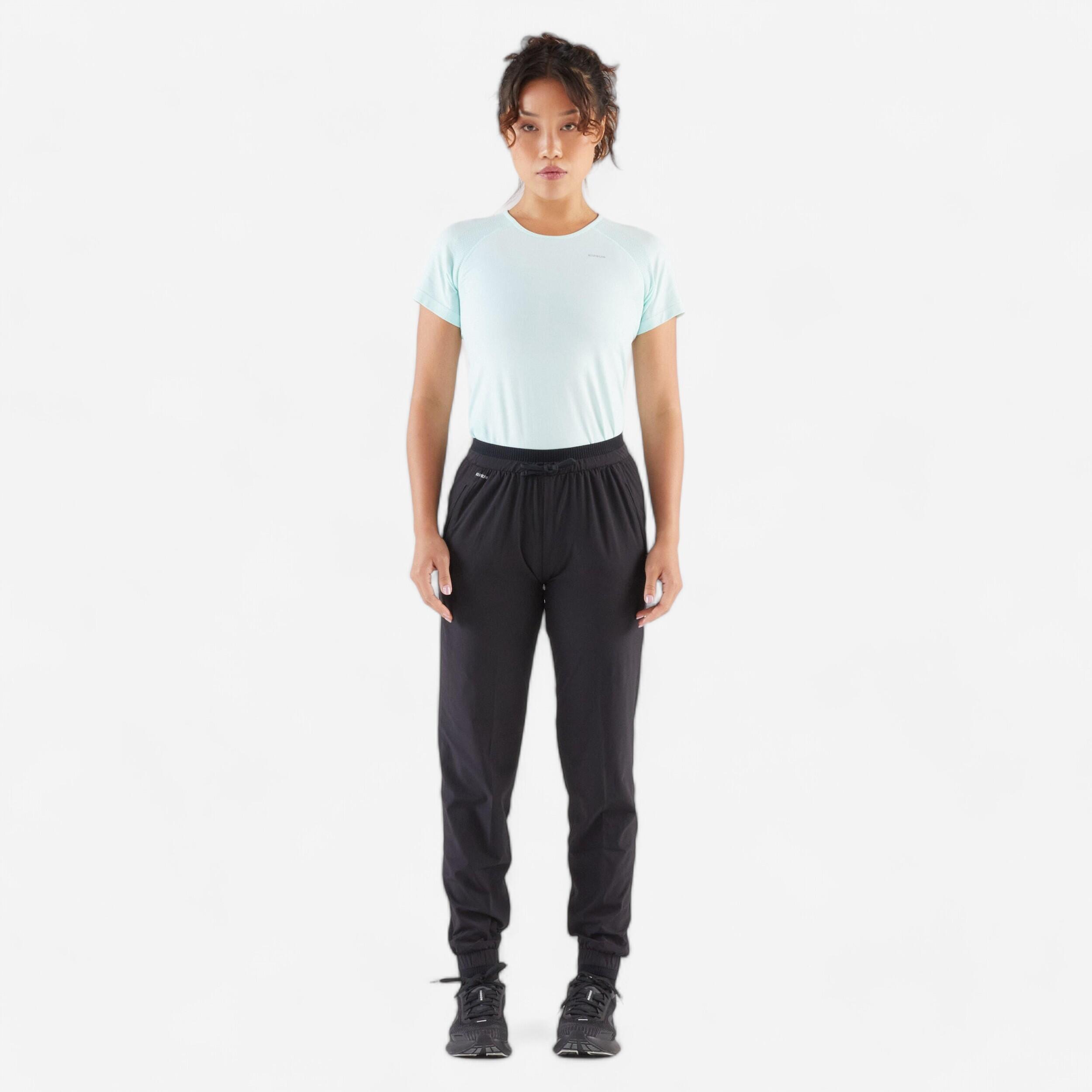 Pantaloni running donna RUN 500 DRY neri 2/34
