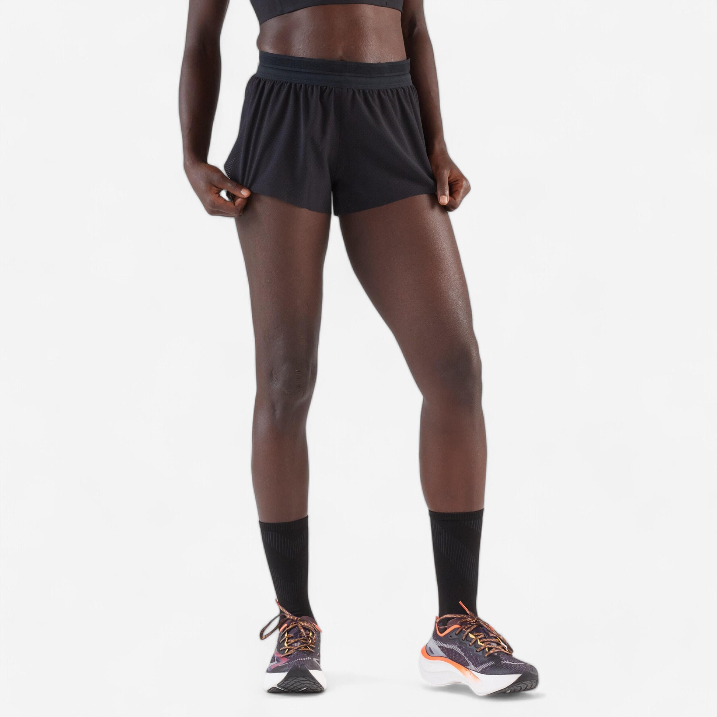 Kiprun Laufshorts Trailrunning Damen leicht – Run 900 Light schwarz | 03608390372300 Kiprun Laufshorts Trailrunning Damen leicht – Run 900 Light schwarz | 03608390372300