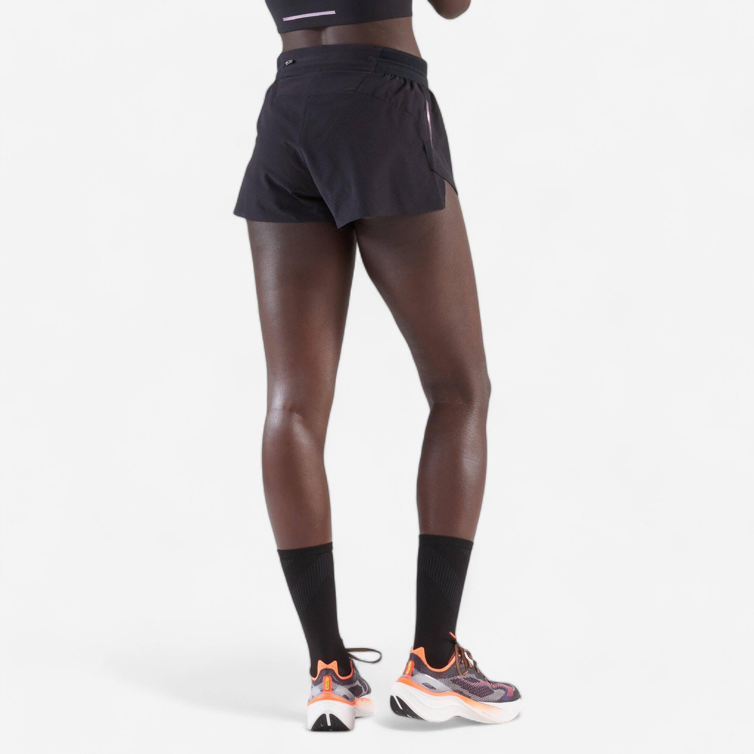 Pantaloncini running donna RUN LIGHT 900 neri 4/8