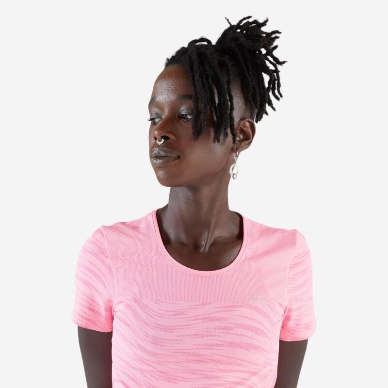 T-shirt running & trail sans couture femme - kiprun run 500 confort rose