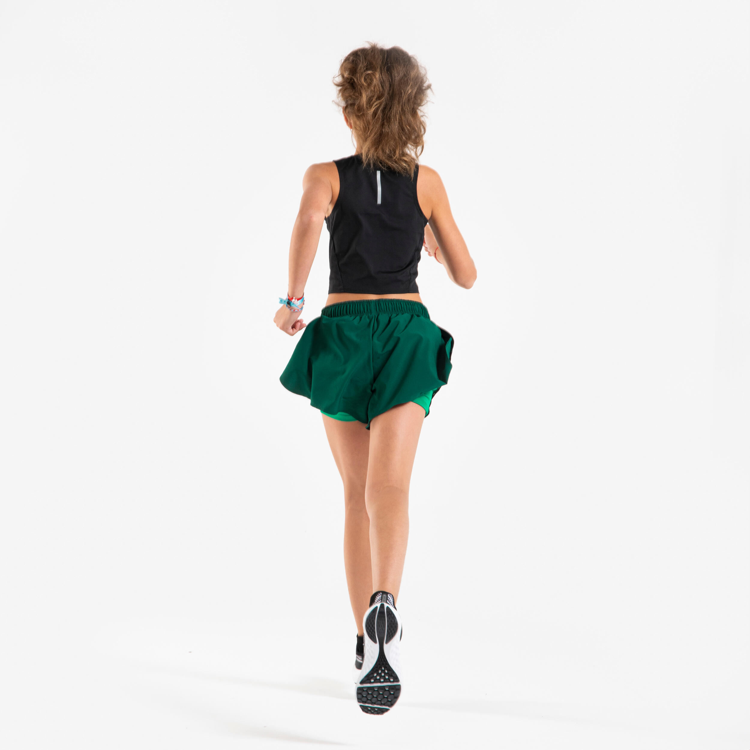Ademende croptop voor hardlopen meisjes zwart 6/7