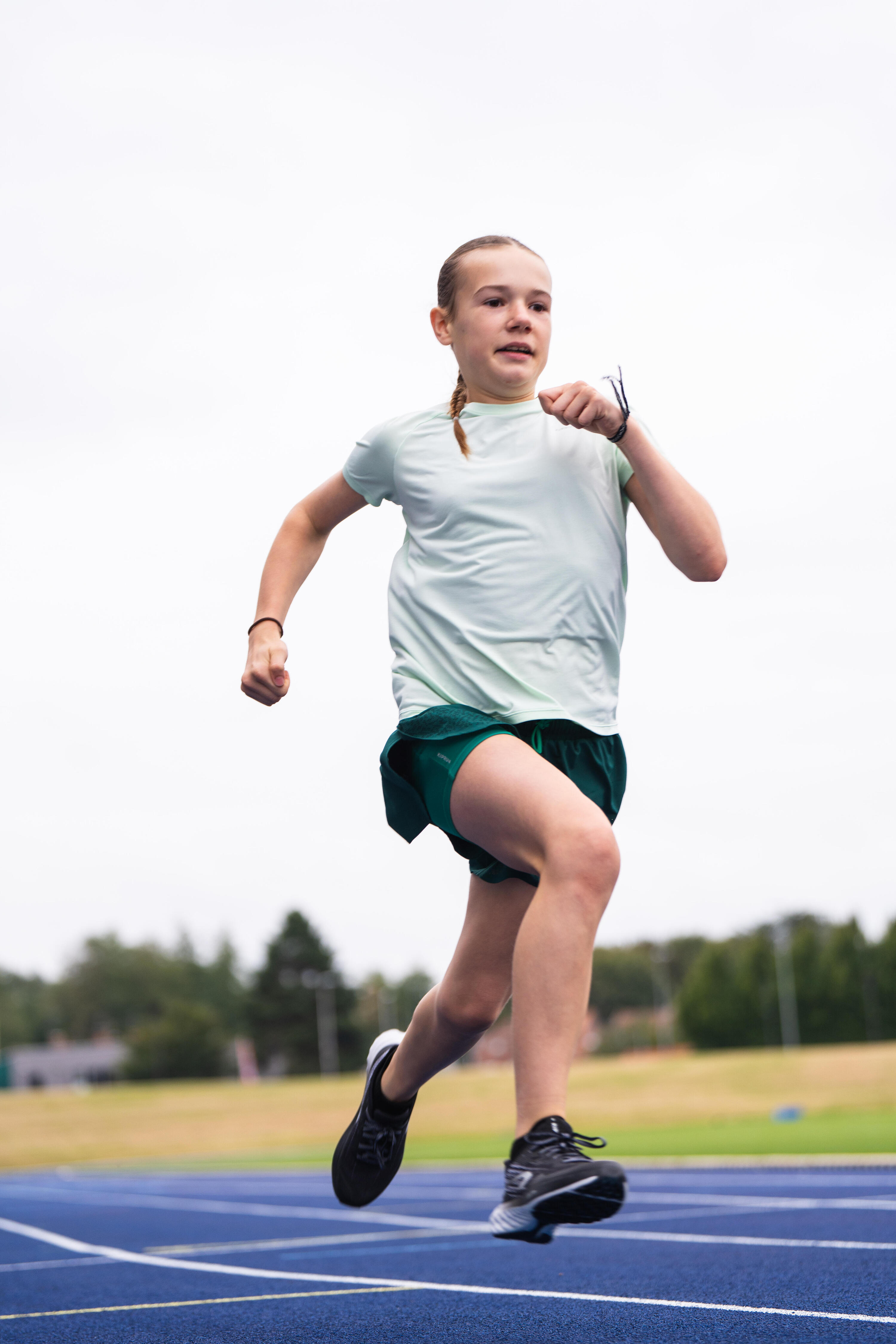 Pantaloncini con cosciali running bambina DRY+ 900 verdi 9/12