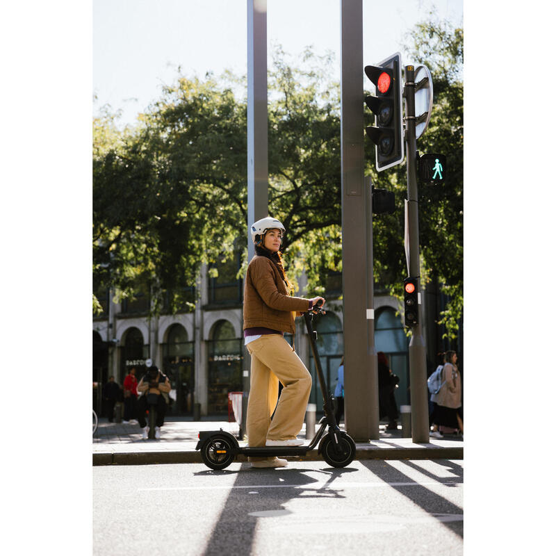 Casque vélo ville 900 - visière et éclairage arrière - beige