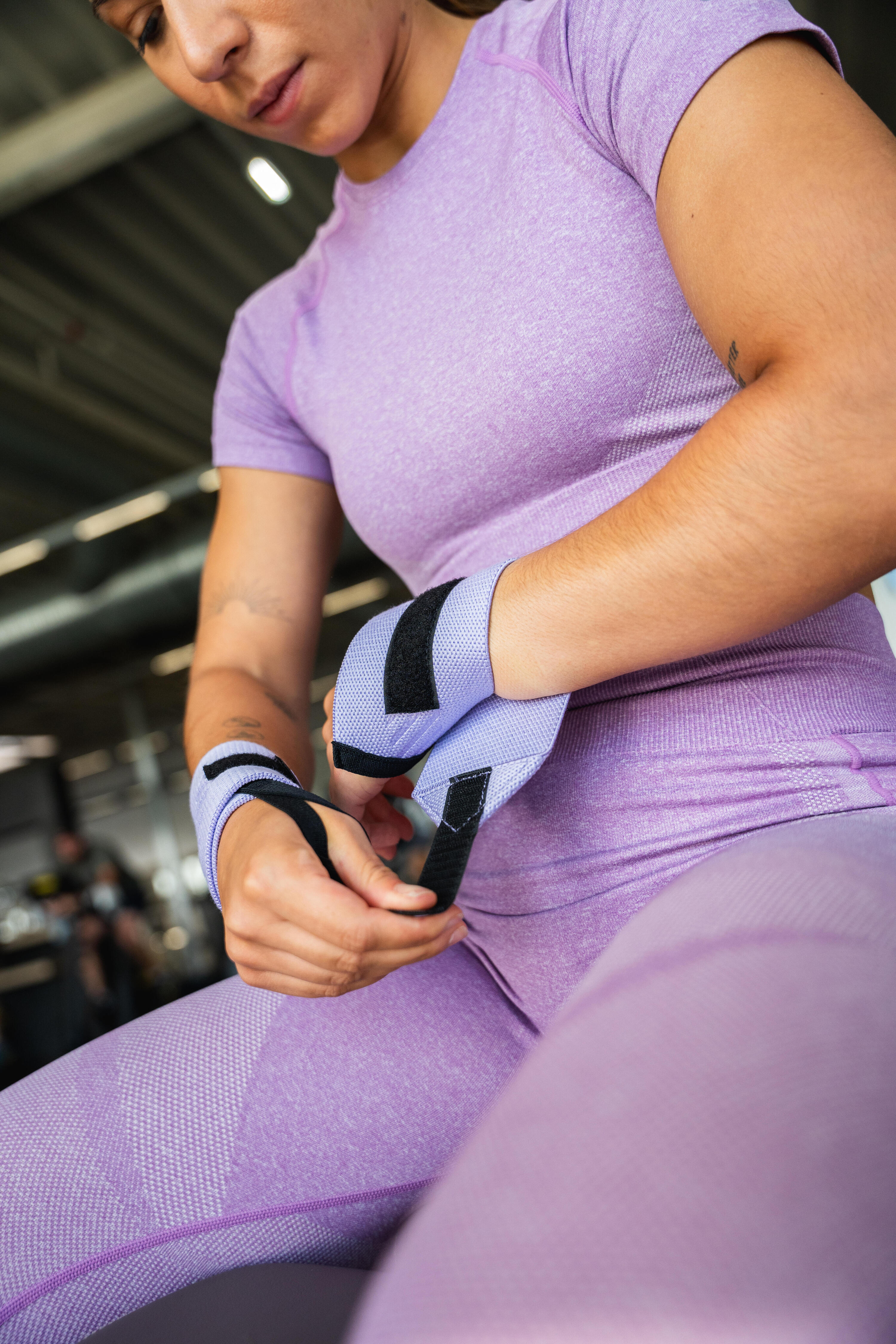 Handgelenkbandagen Fitness - lila 8/9
