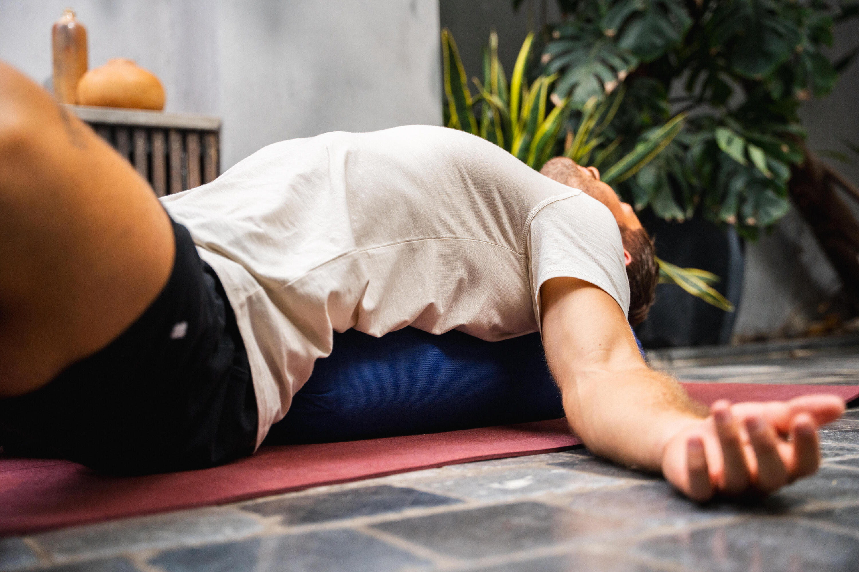 Bolster/Cojín Cilíndrico Yoga Azul Oscuro Relleno Espelta 15/15