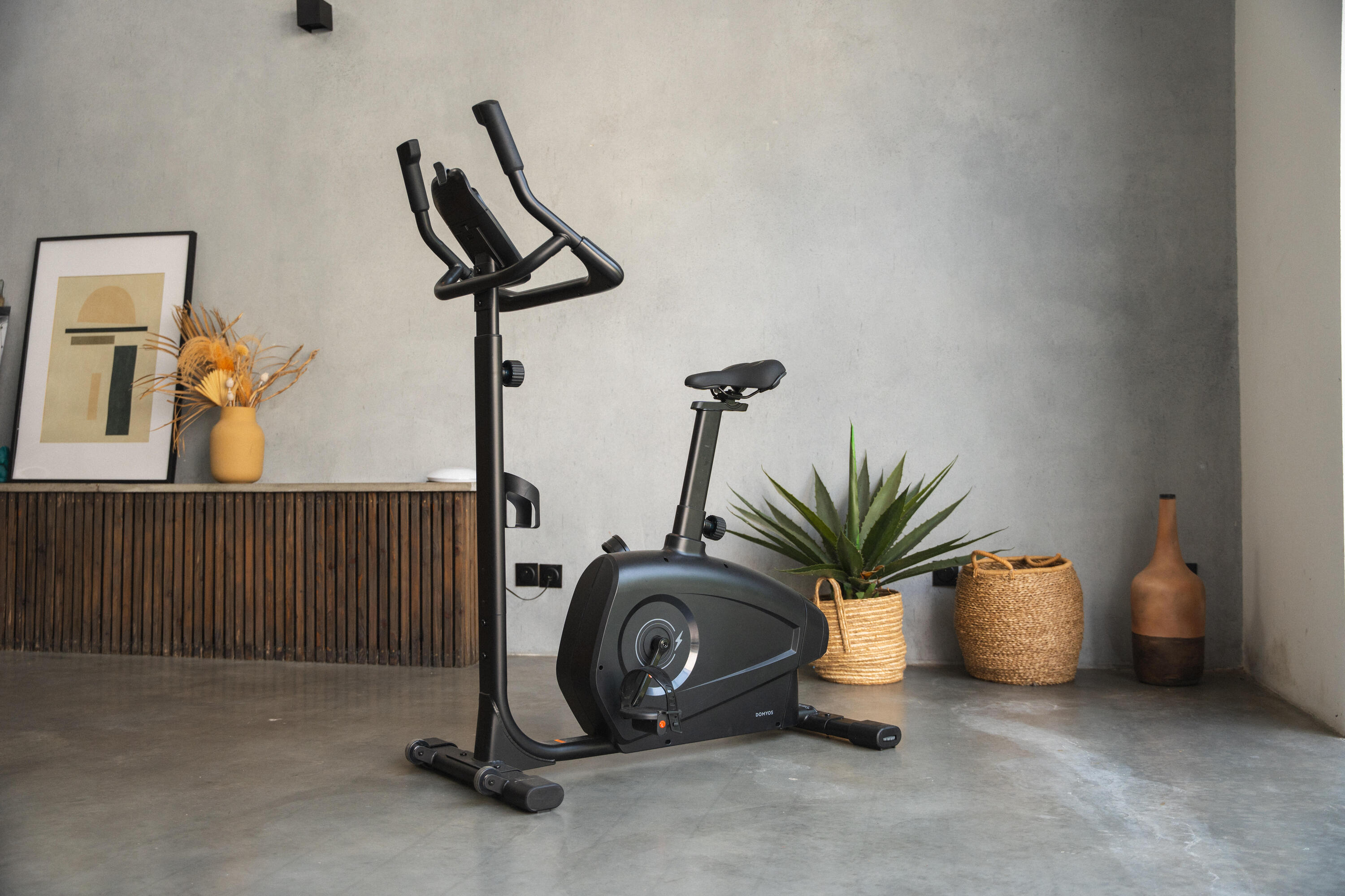 Rower stacjonarny Domyos EB900 B samozasilający 9/15