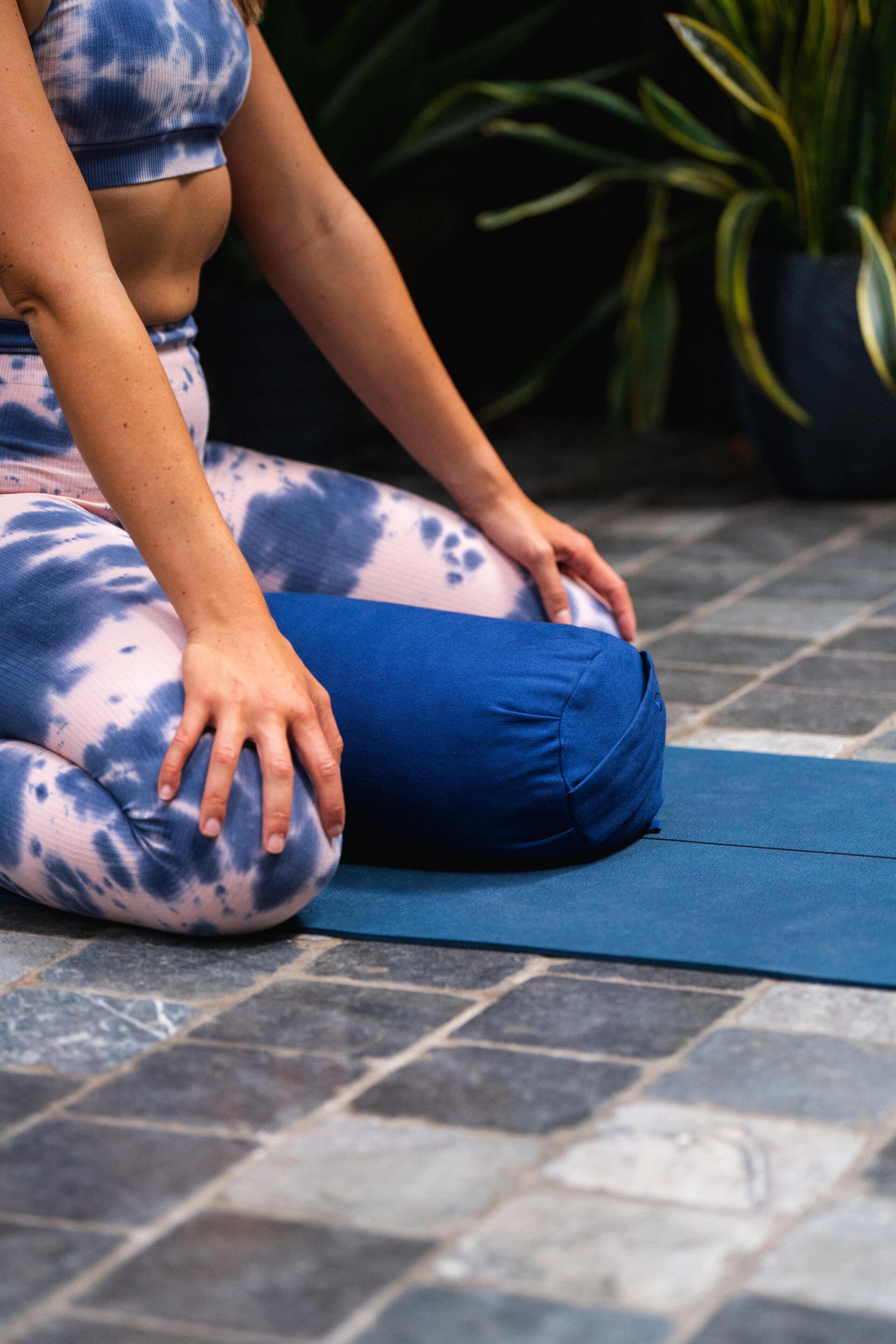 Beginner Yoga Mat 180 cm x 50 cm x mm Dark Blue