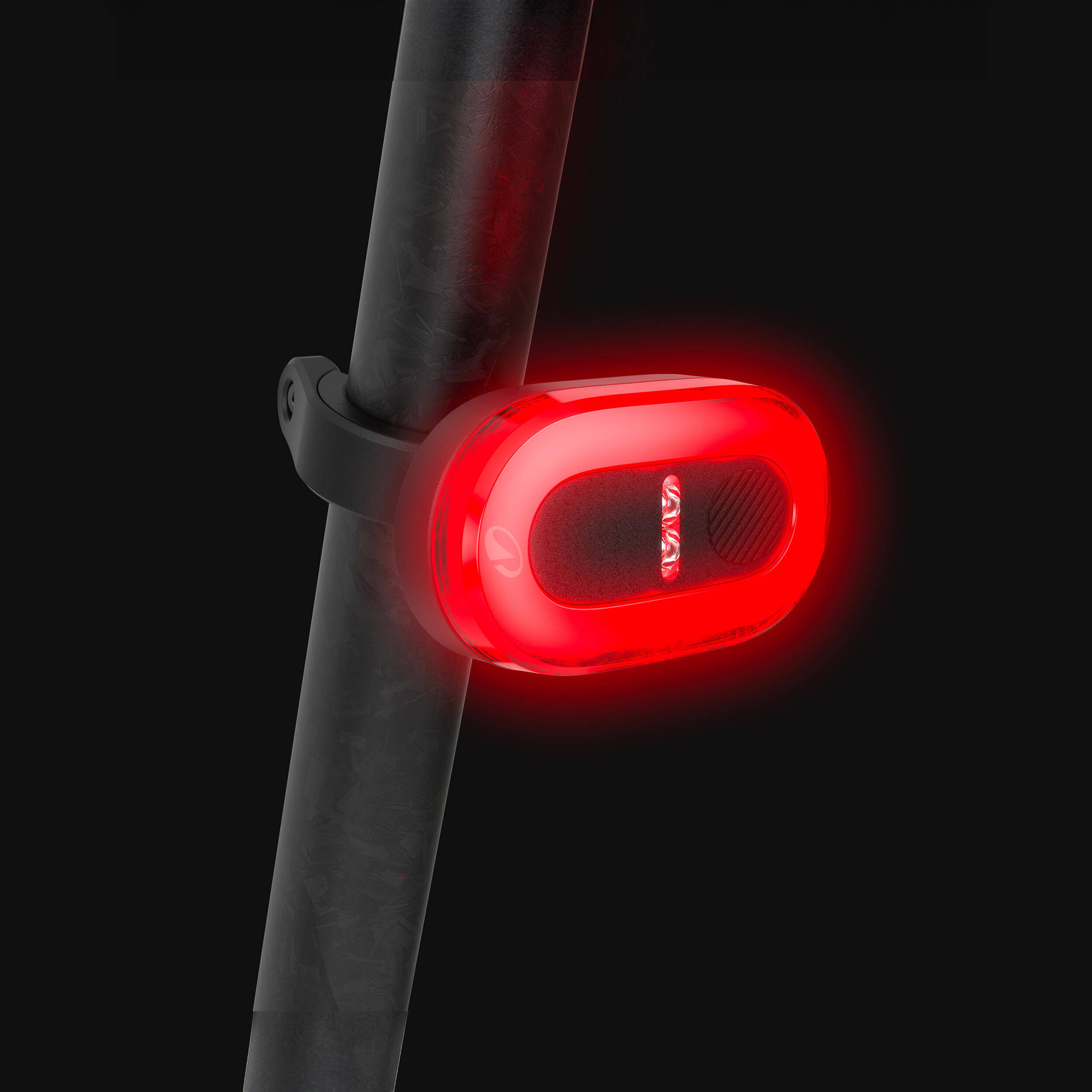 RL930 USB rechargeable rear bike light with deceleration sensor