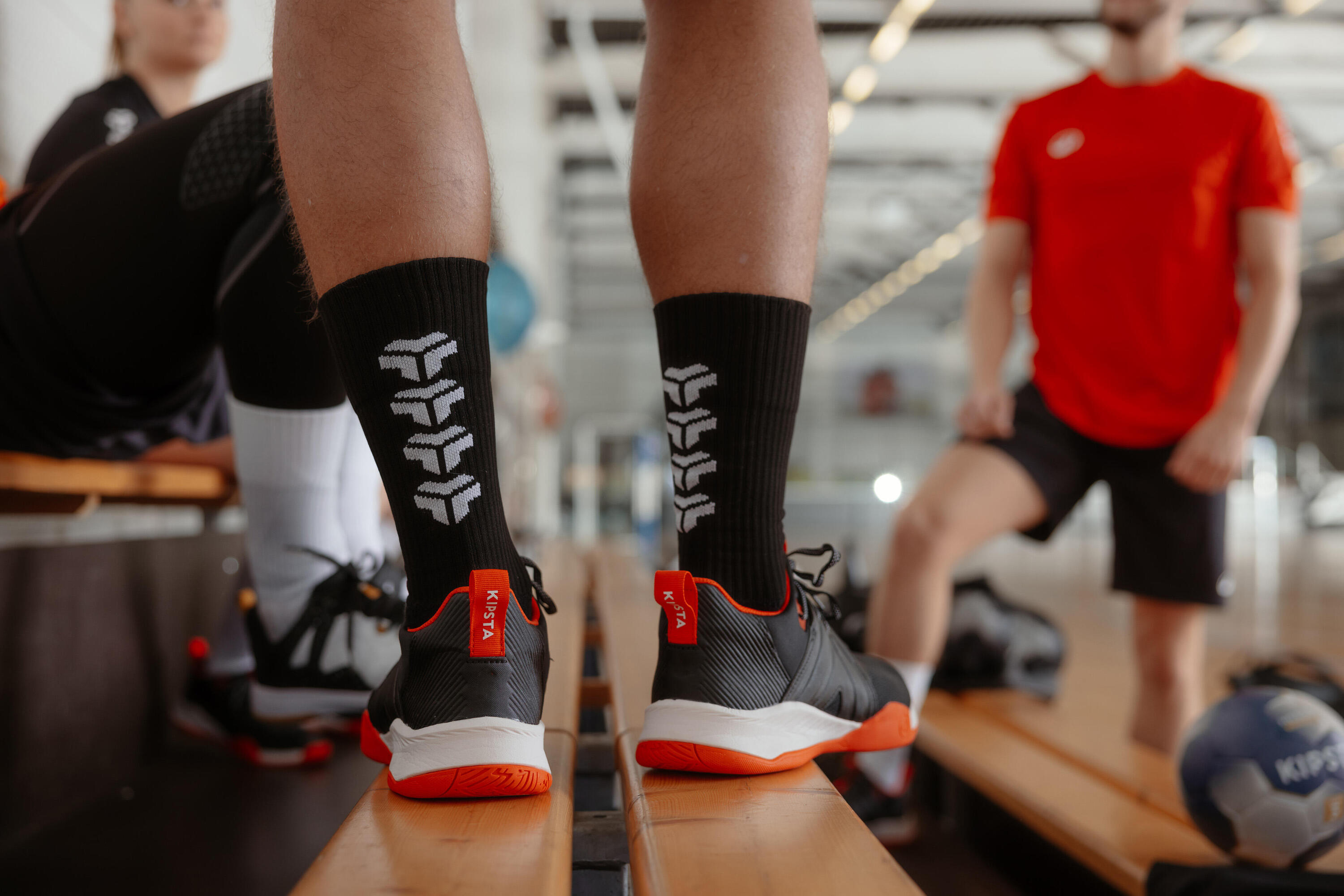 Chaussettes de handball adulte - 1 paire H500 MID noir / blanc 5/7