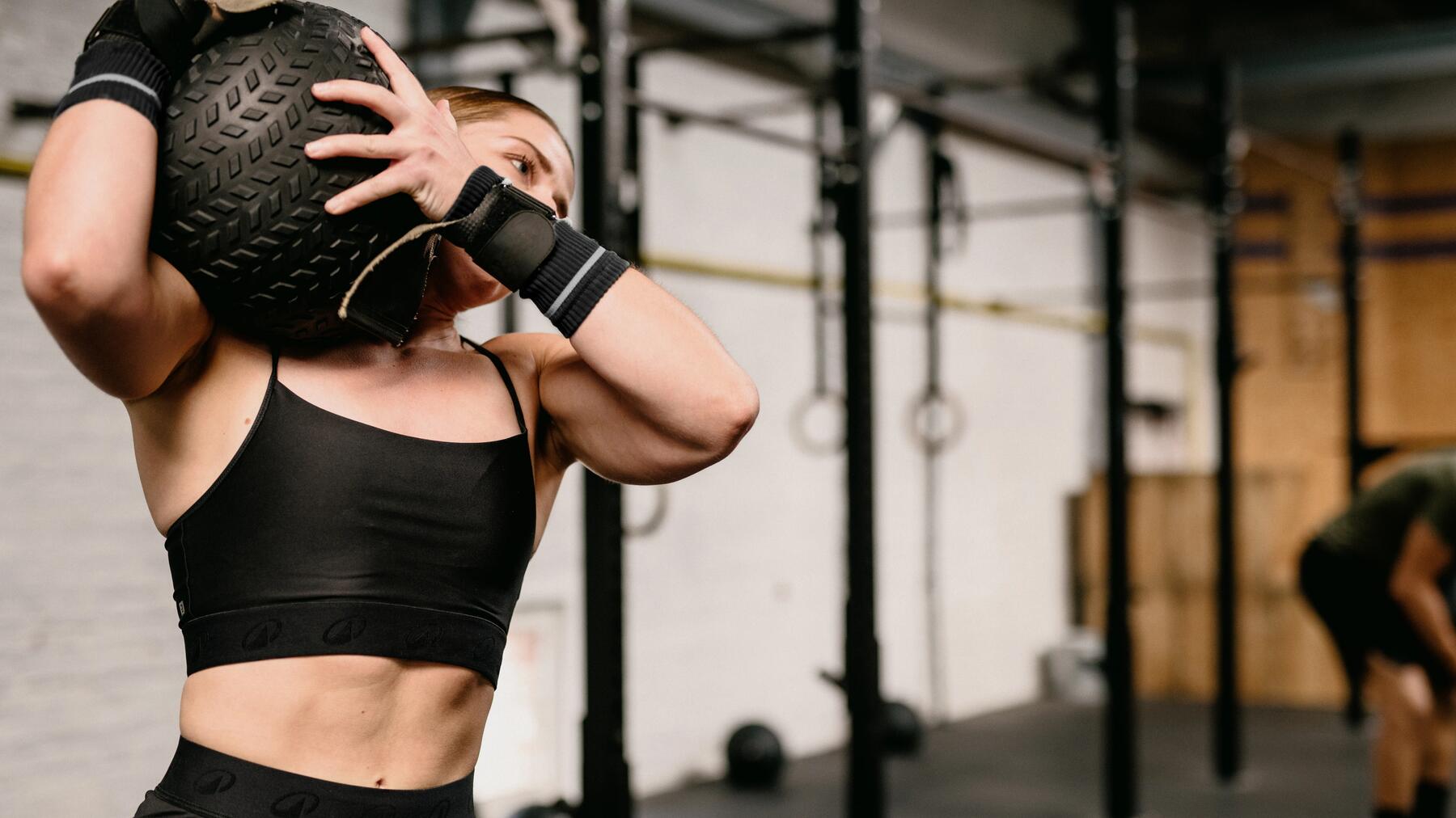 schnellkrafttraining übungen ohne geräte