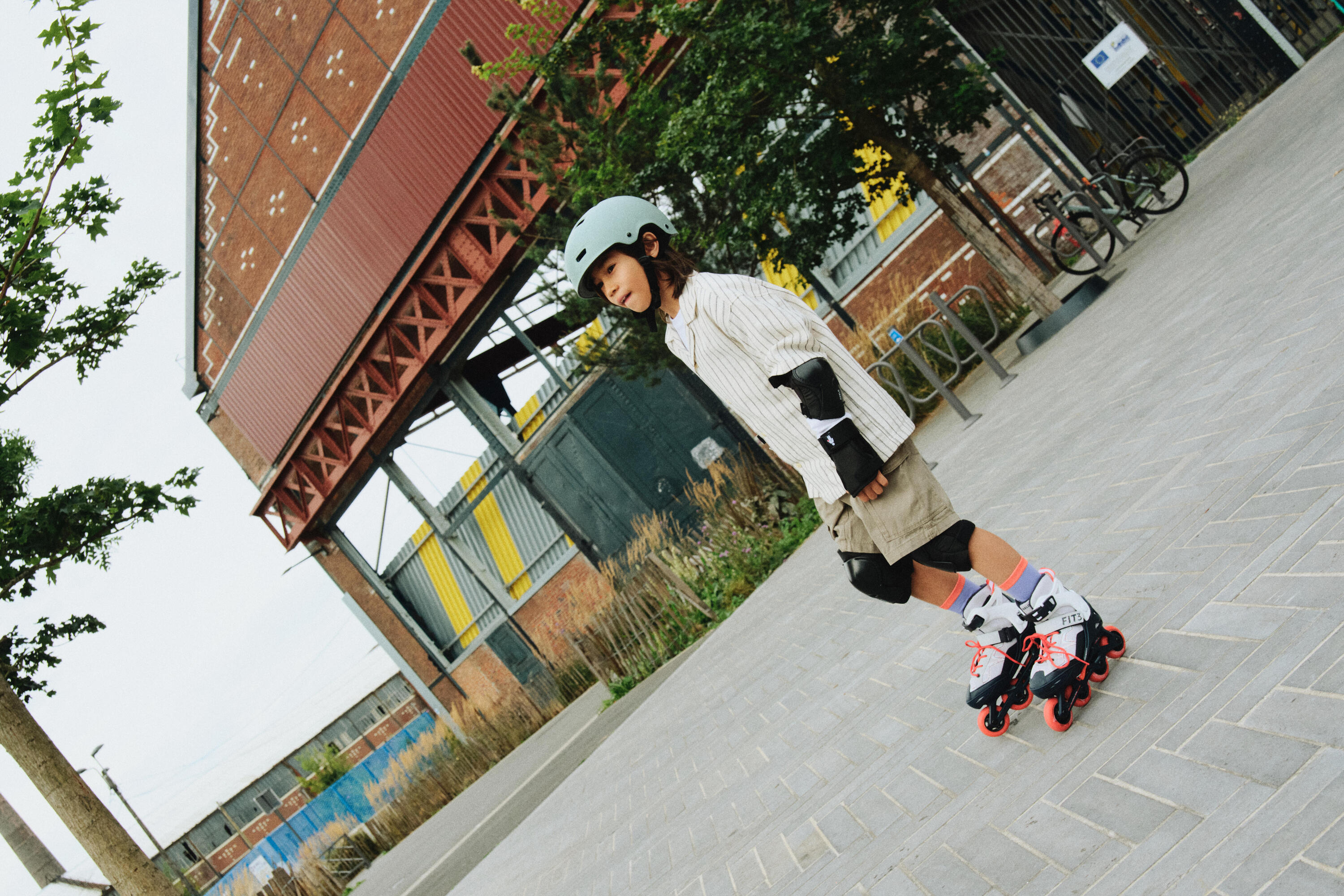 Set 3x2 protections roller trottinette skate enfant PLAY noir 21/26