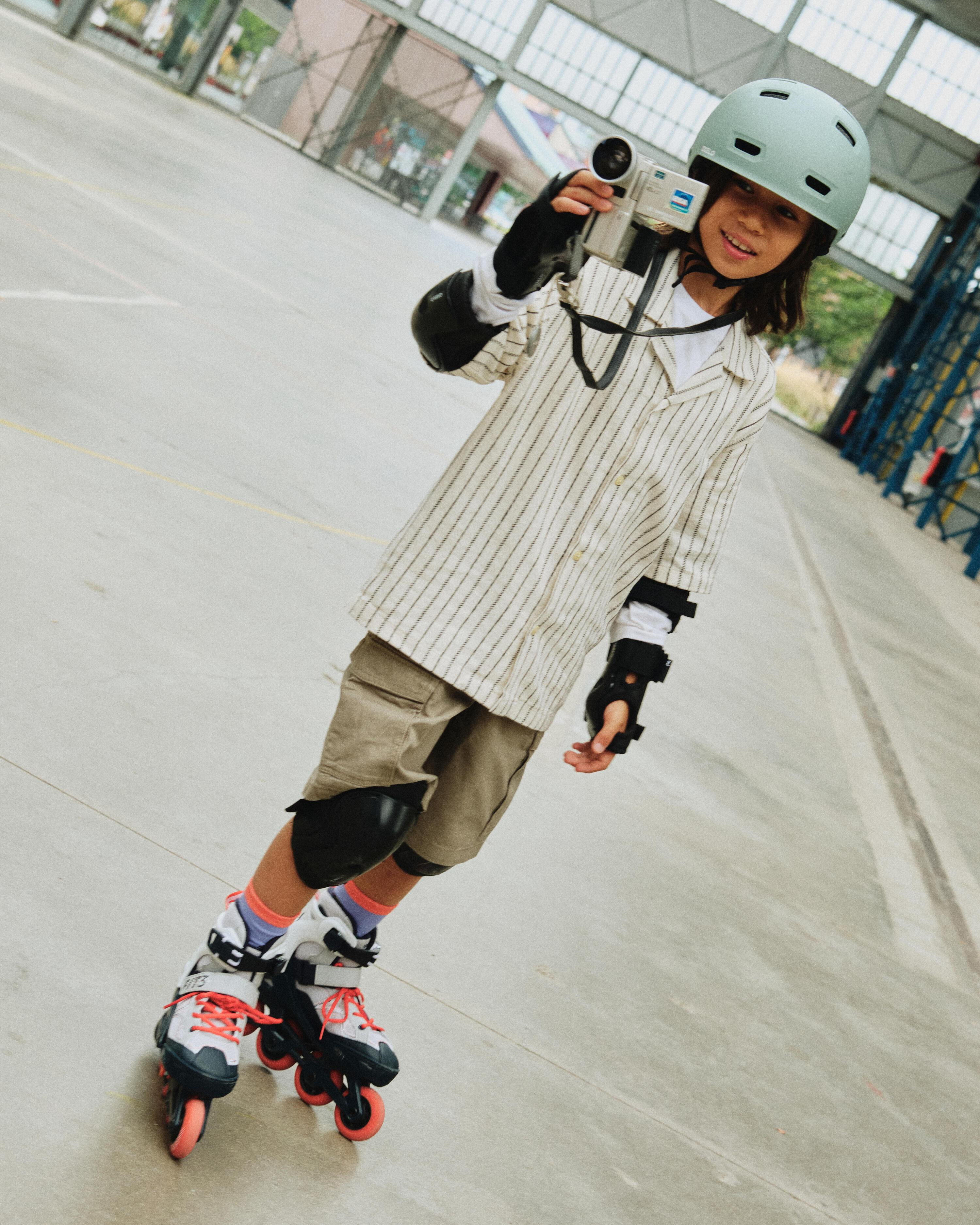 Set 3x2 protections roller trottinette skate enfant PLAY noir 19/26