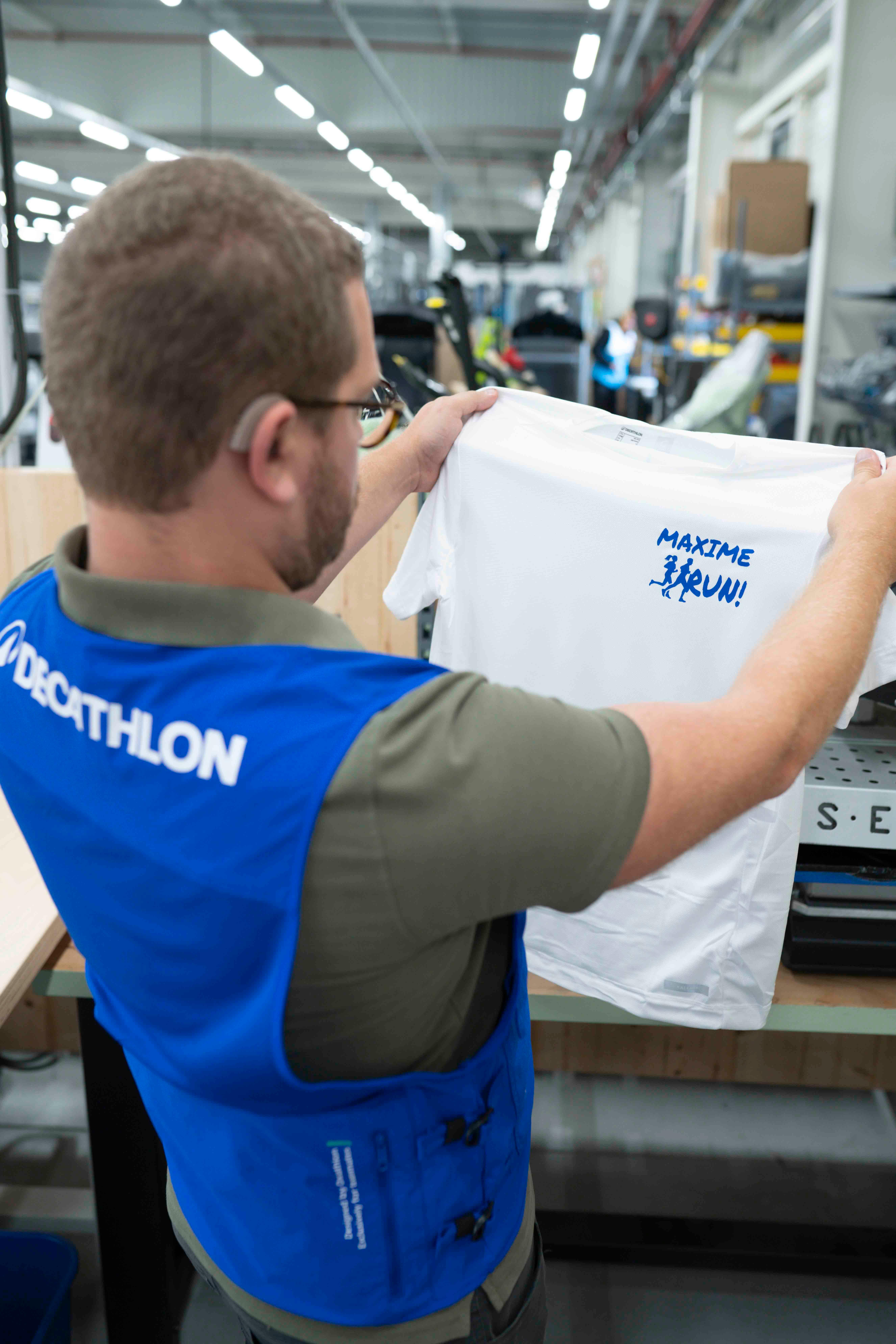 Prestations atelier Marquage couleurs, broderie et broderie