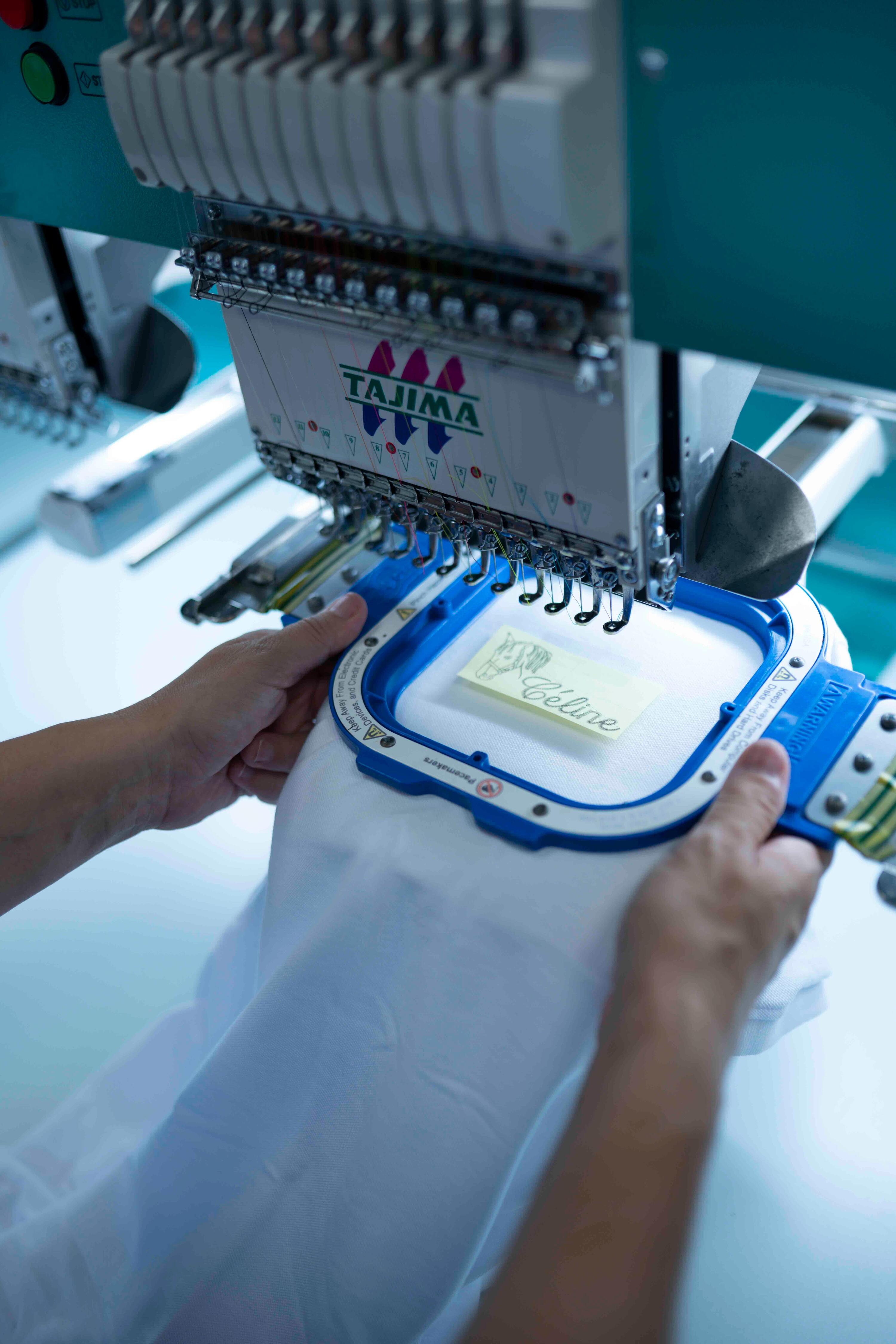 BRODERIE TEXTE + LOGO (logothèque atelier) 4/5