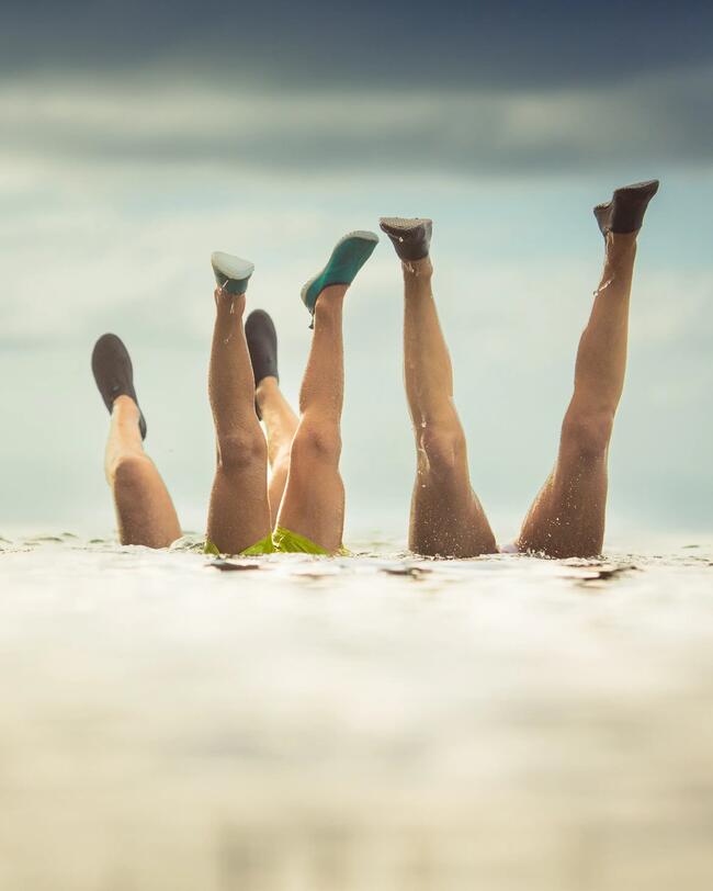 Aquashoes watershoes