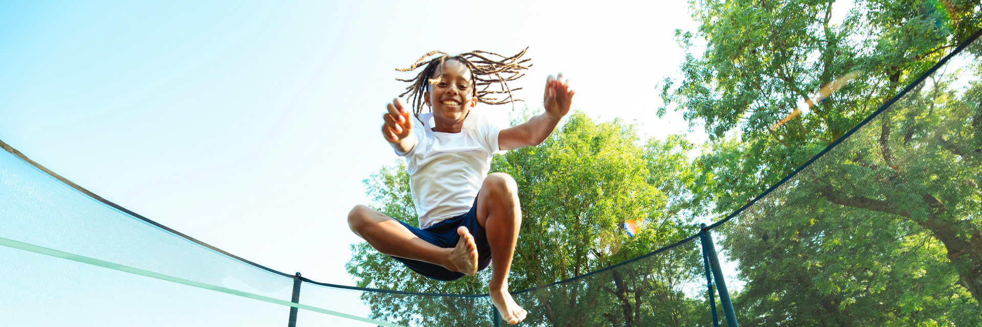 Jeux de trampoline : Idées fun et sécurité pour tes enfants