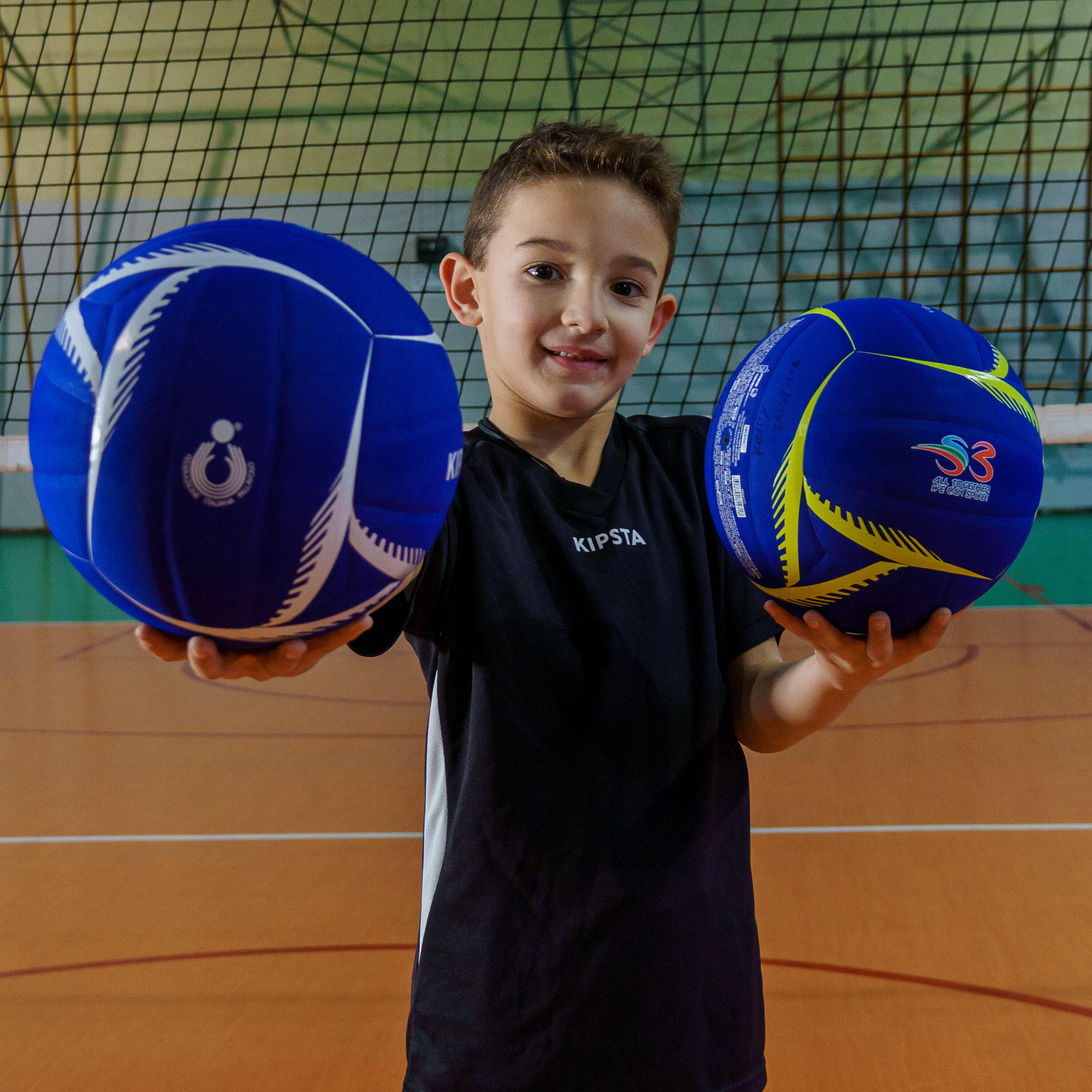 Ballon de volley-ball - VB500 SOFT 230/250 g bleu et jaune 9/10
