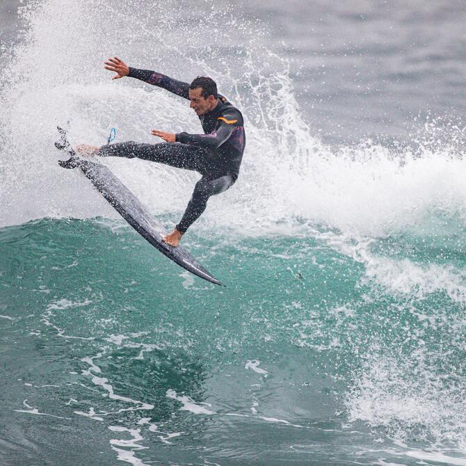 NOËL : 15 IDÉES CADEAUX POUR SURFEURS / SURFEUSES