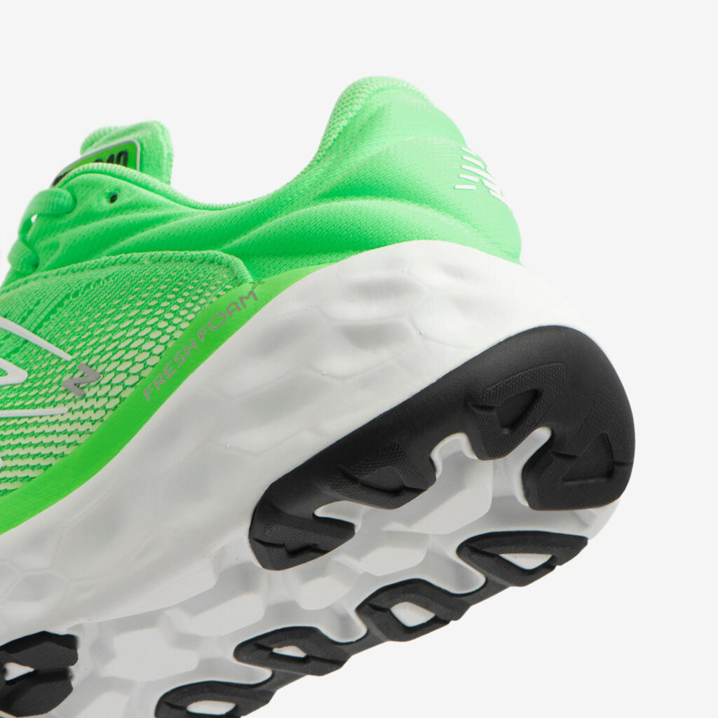 Zeleni ženski tekaški copati NEW BALANCE 840