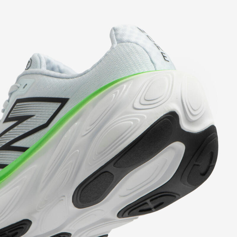 Pánské běžecké boty New Balance Fresh Foam X More V5