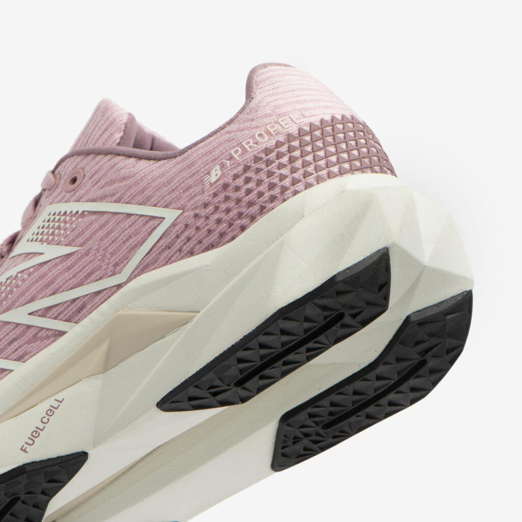 Naiste jooksujalatsid New Balance Fuelcell Propel V5, roosa 