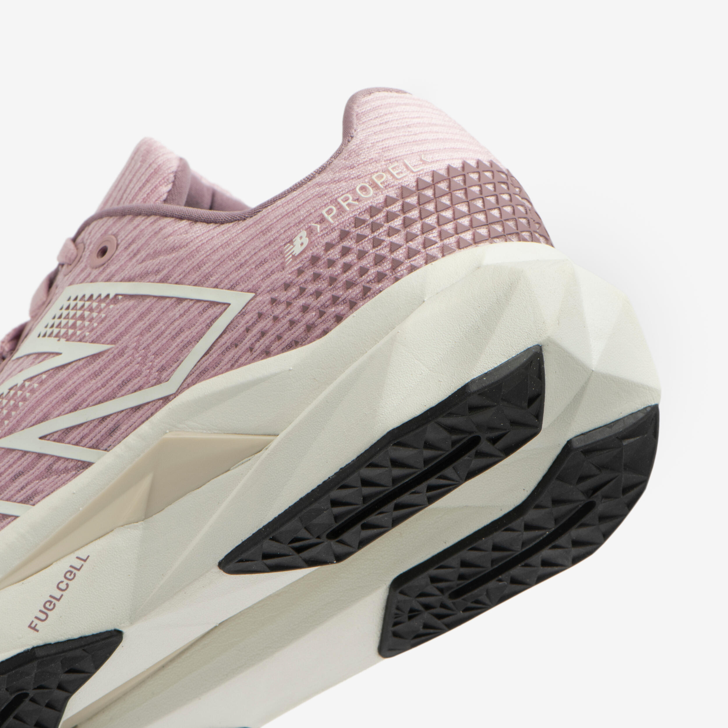 CHAUSSURE DE RUNNING FEMME NEW BALANCE  FUELCELL PROPEL V5 ROSE 4/7
