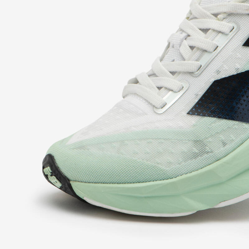 CHAUSSURE DE RUNNING FEMME NEW BALANCE  FUELCELL REBEL V4