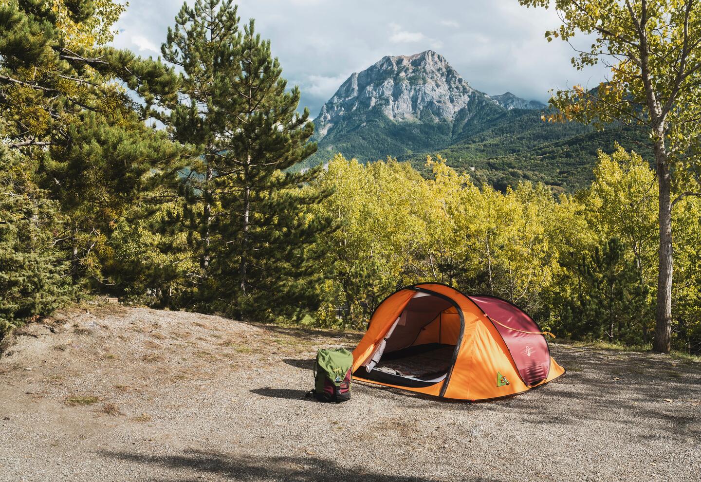 DECATHLON QUECHUA feiert das Jubiläum des 2 Seconds-Zelt