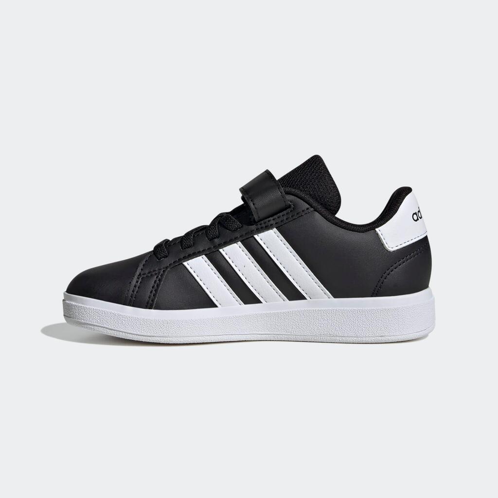 BLACK / WHITE