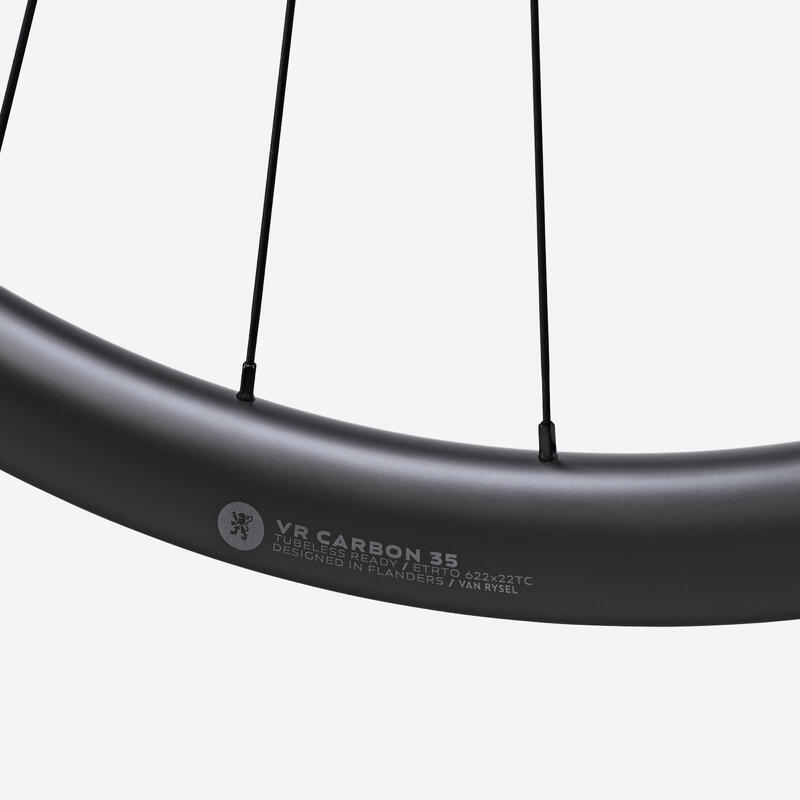 Pár karbonových kol VR 35 kompatibilní s Tubeless a kotoučovými brzdami Shimano