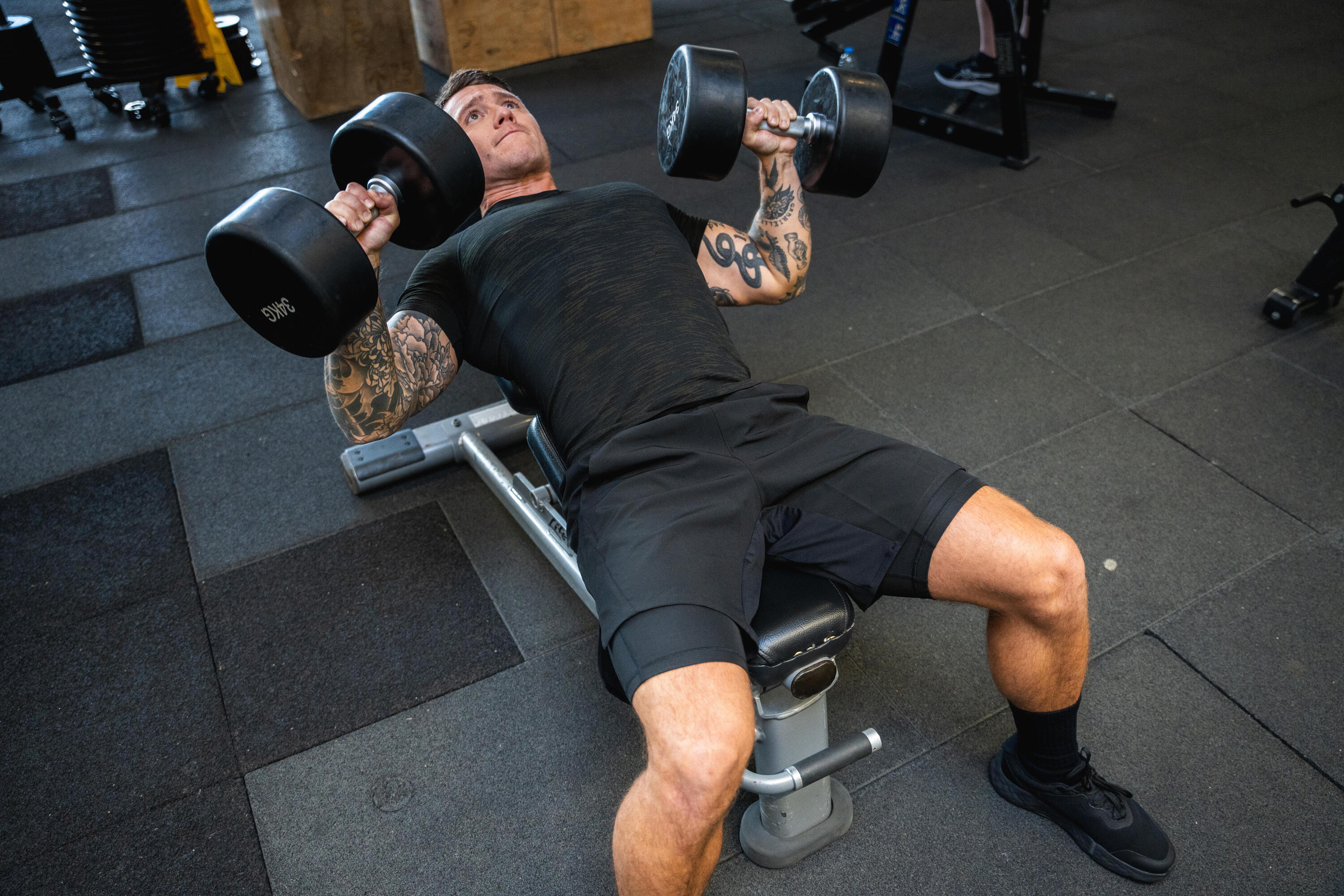 Short de fitness 2 en 1 collection respirant poche zippée homme - noir 6/8