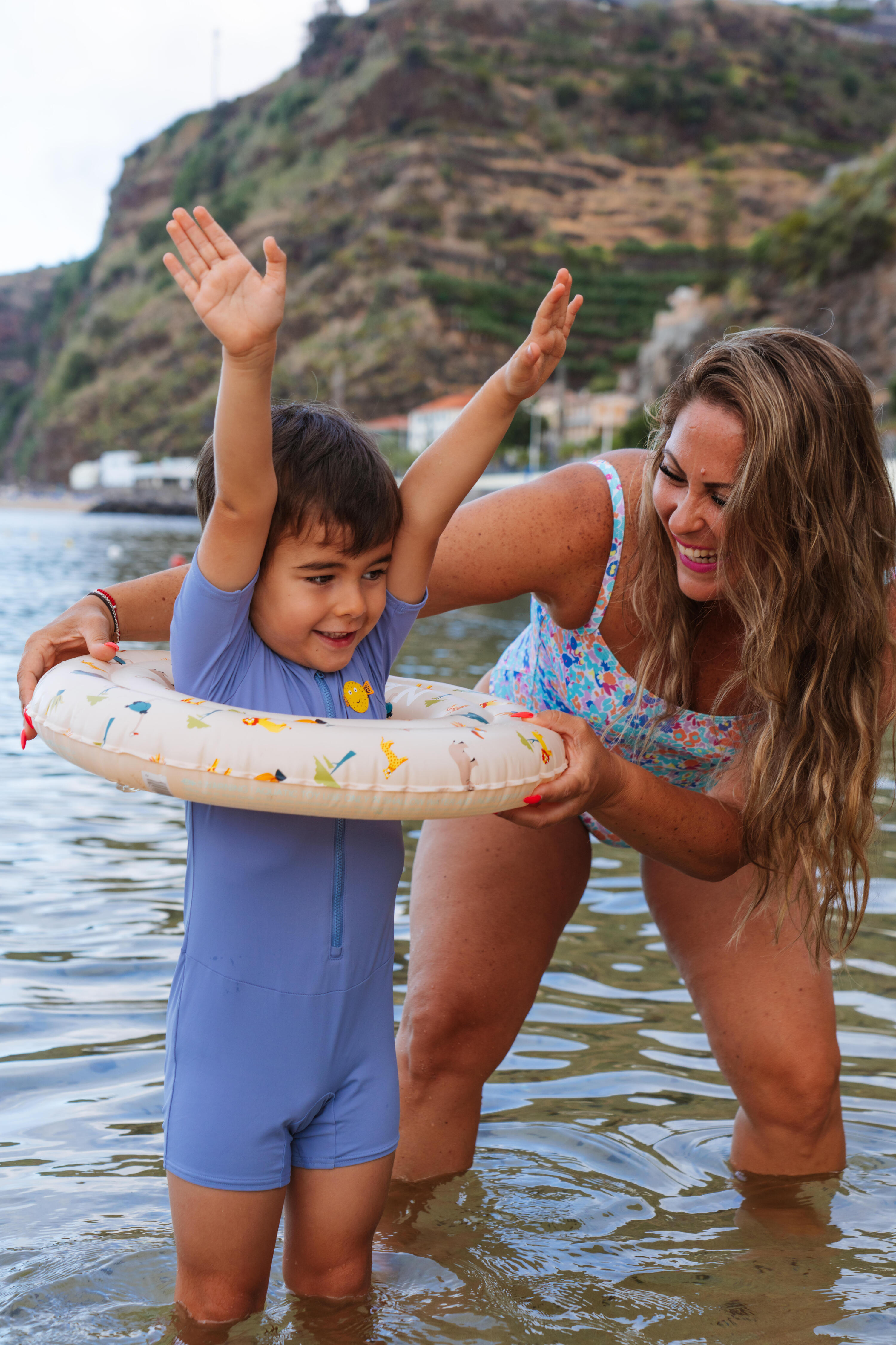 Baby swimming short sleeve and short leg suit - Blue 6/7