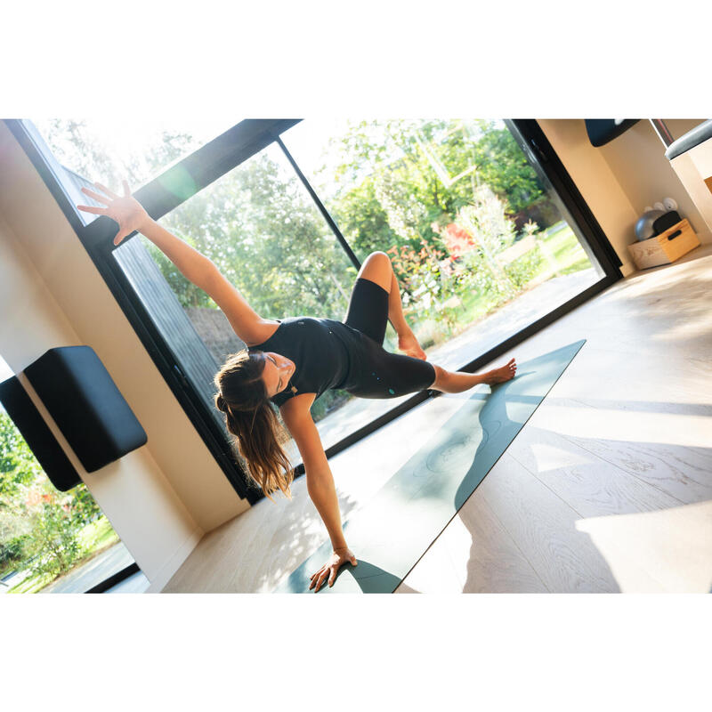 Kadın Grafit Siyah Kolsuz Tişört - Yoga