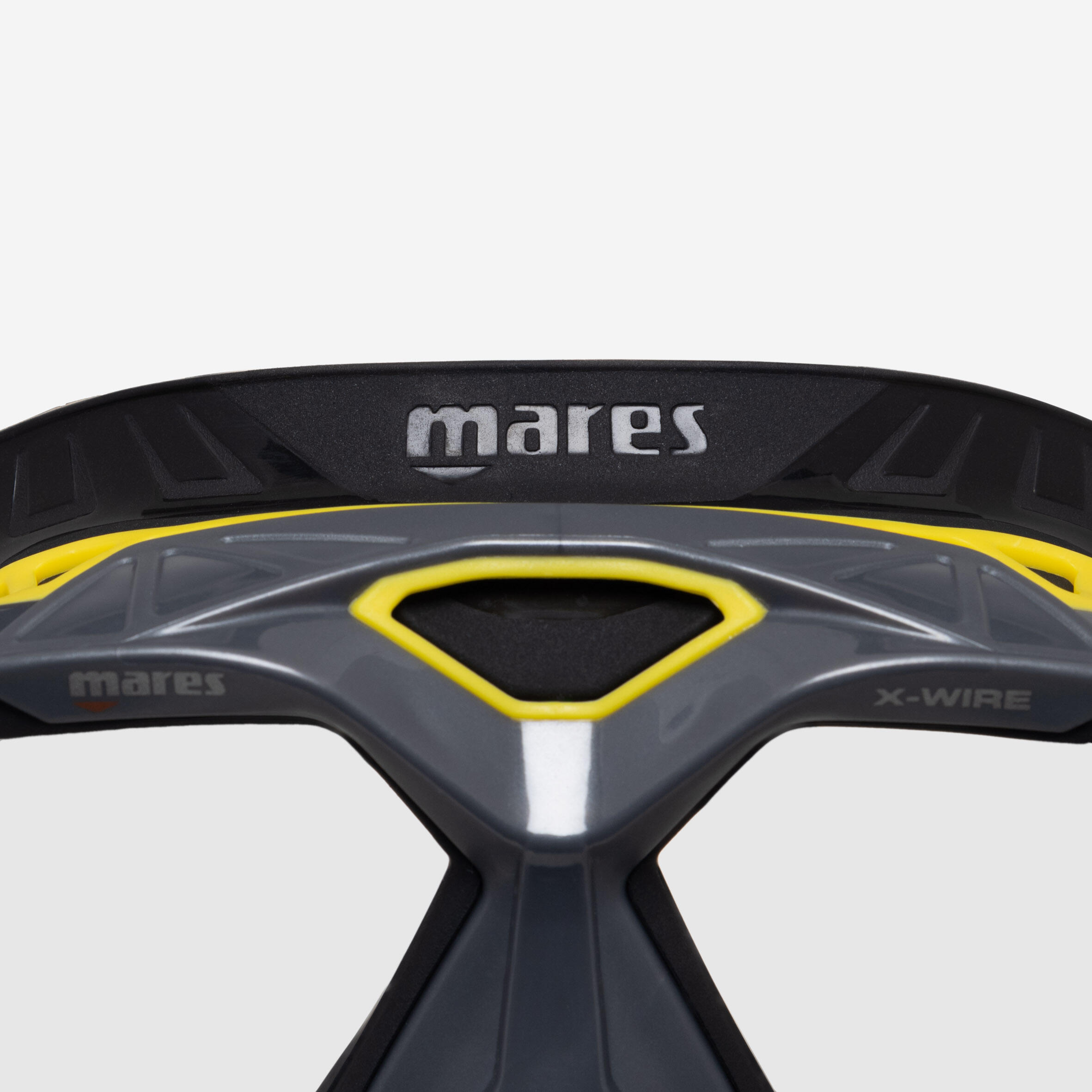 MARES MARES potápačská maska X-Wire čiernožltá bez · záber 10