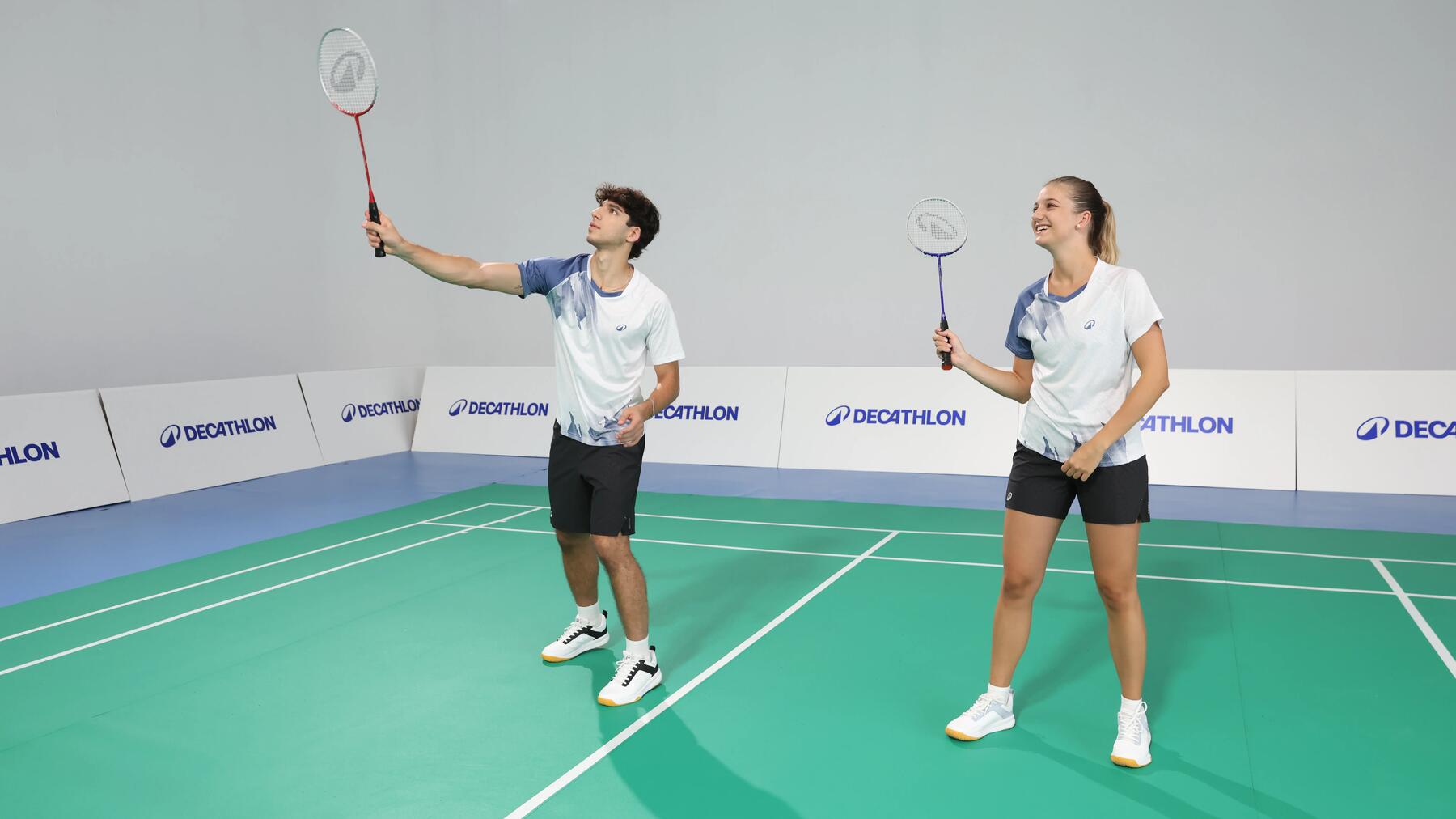 CUM SĂ ALEGI O RACHETĂ DE BADMINTON
