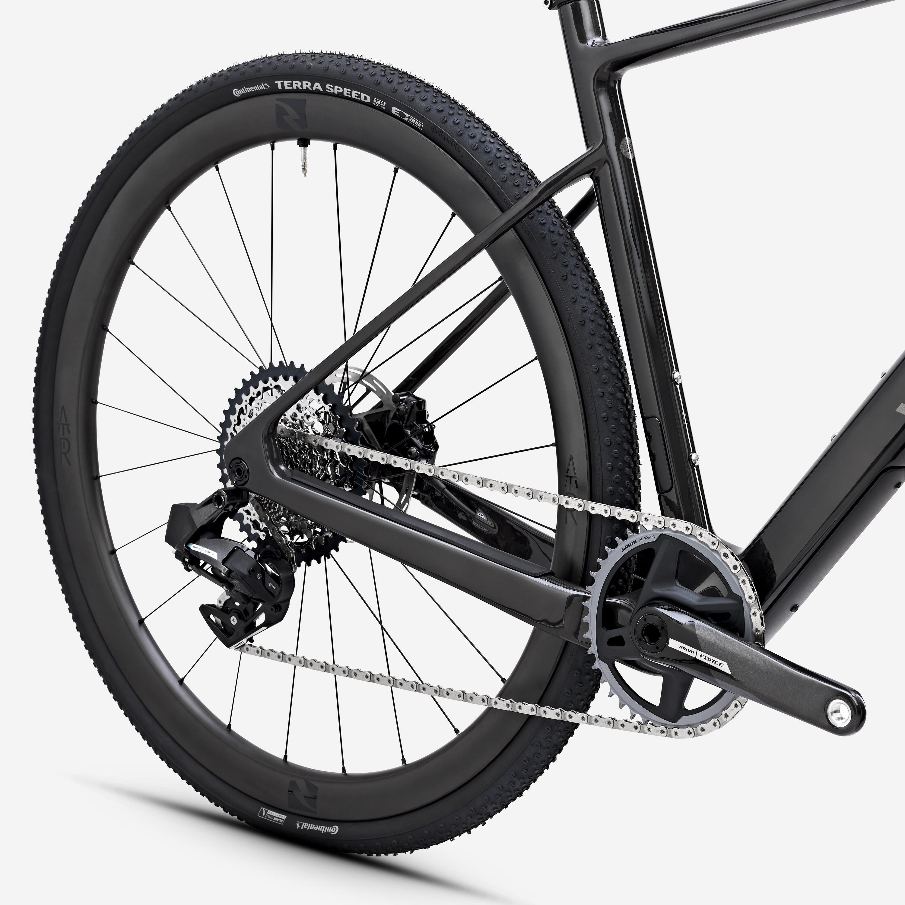 Vélo de gravelle en carbone brut avec SRAM Force AXS XPLR, GCR 6/17