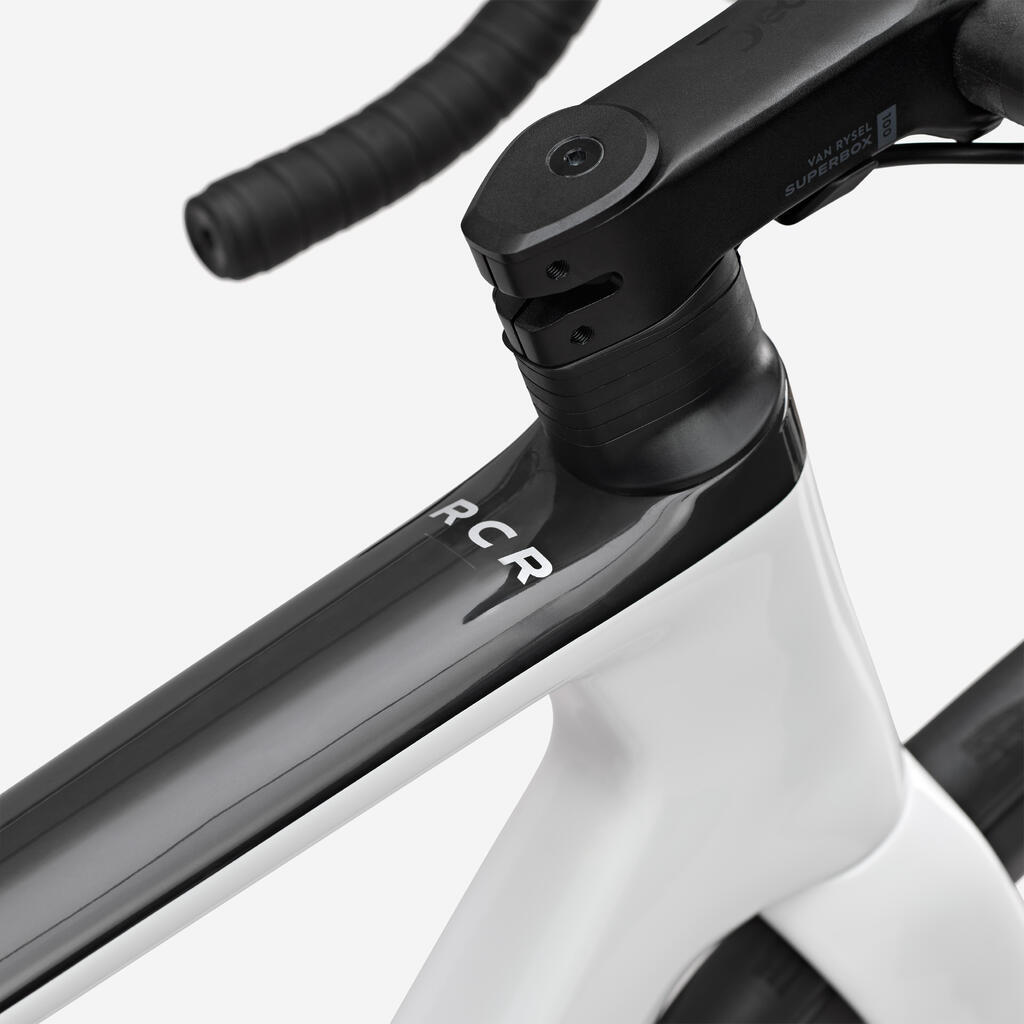 Zeleno cestno kolo RCR 105 DI2 